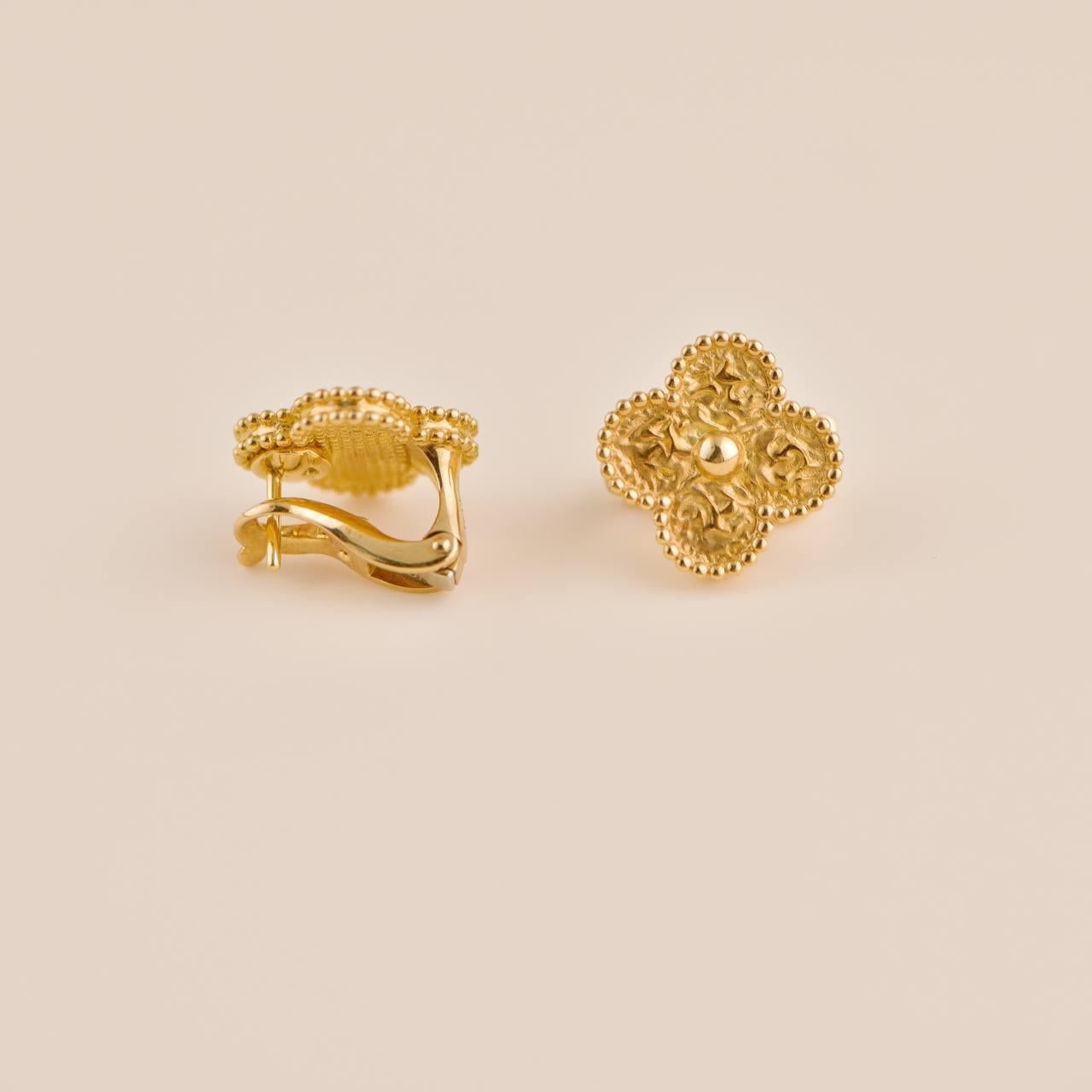 Van Cleef & Arpels Vintage Alhambra Hammered 18K Yellow Gold Earrings 3