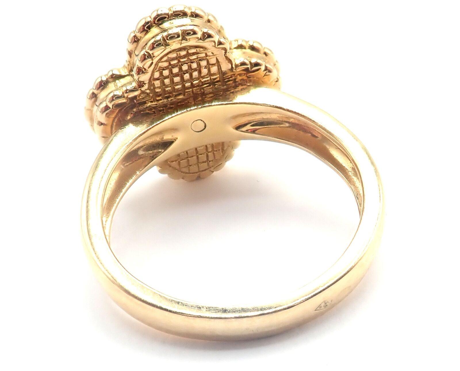 Van Cleef & Arpels Vintage Alhambra Jade Diamond Yellow Gold Ring For Sale 3
