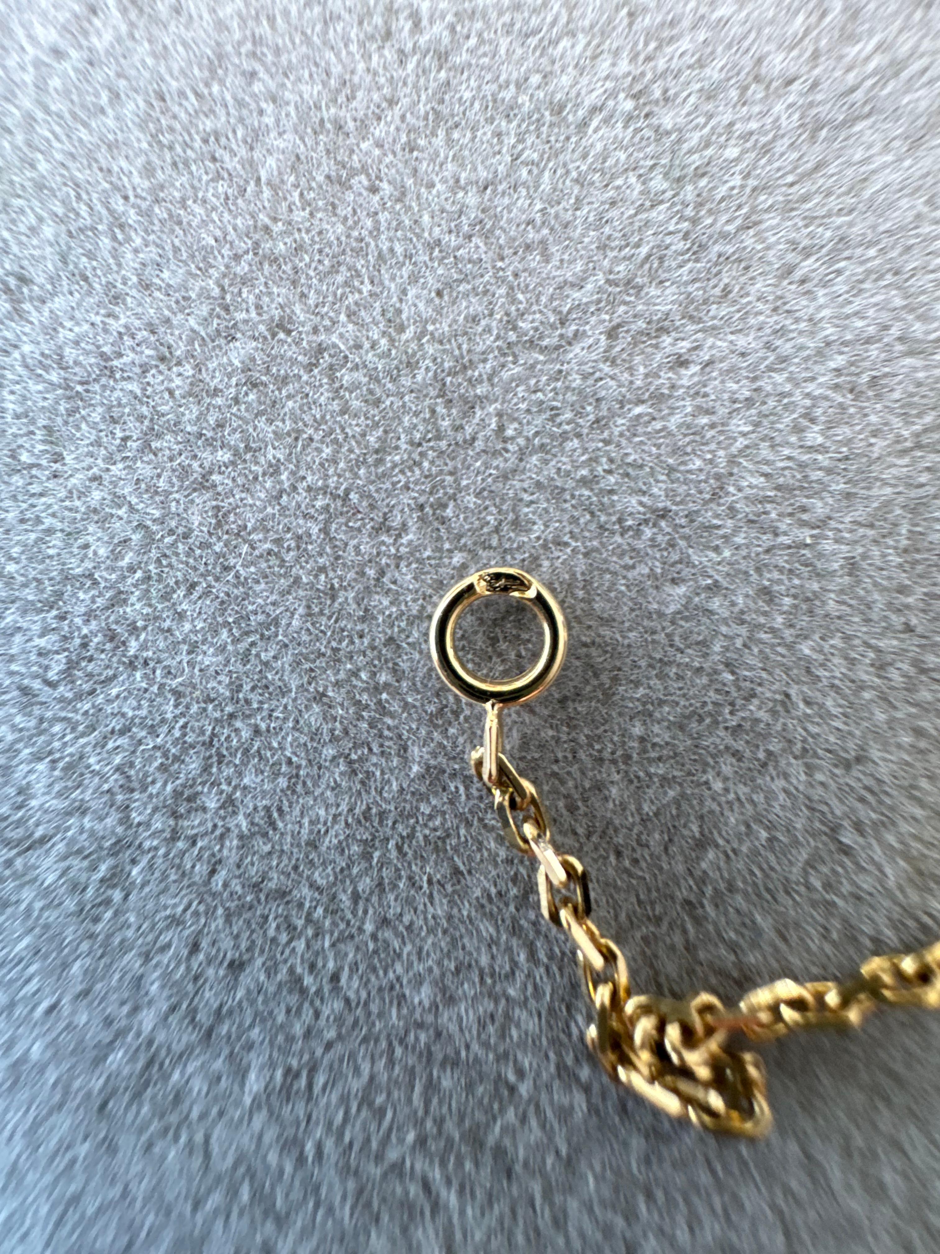 Van Cleef & Arpels Vintage Alhambra Lapis Lazuli Yellow Gold Necklace Pendant 6