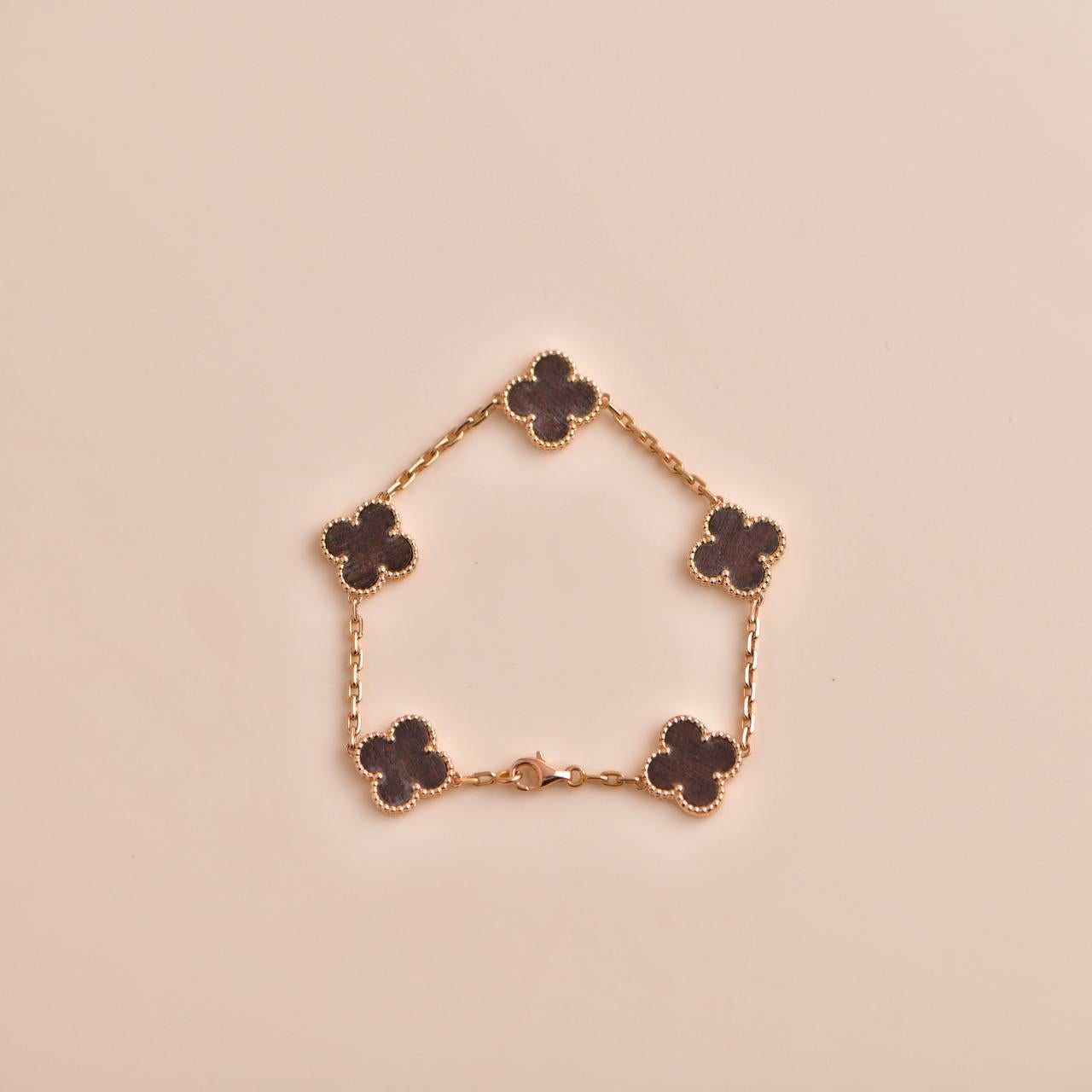 Van Cleef & Arpels Bracelet vintage Alhambra en or rose et bois de lettres 3