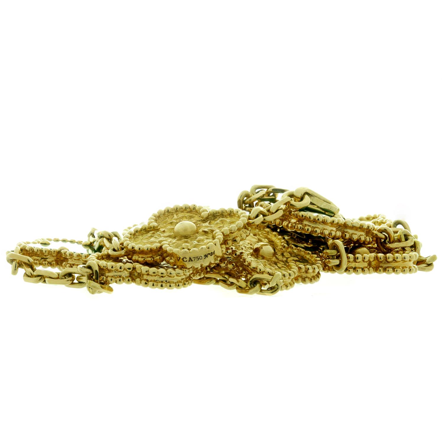 Van Cleef & Arpels Vintage Alhambra Limited Addition Malachite Gold Necklace 1