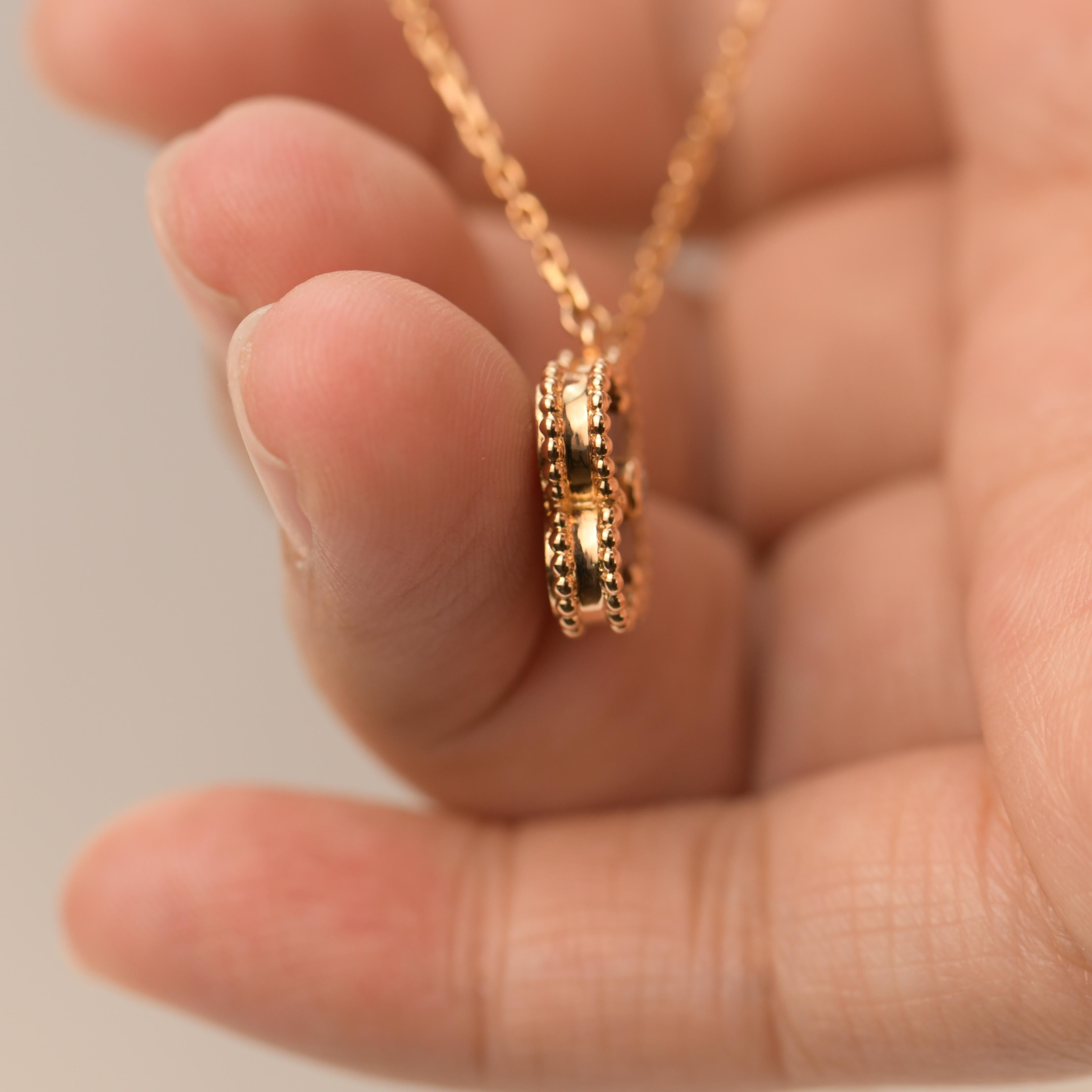 Women's or Men's Van Cleef & Arpels Vintage Alhambra Limited Edition Bullseye Pendant Necklace