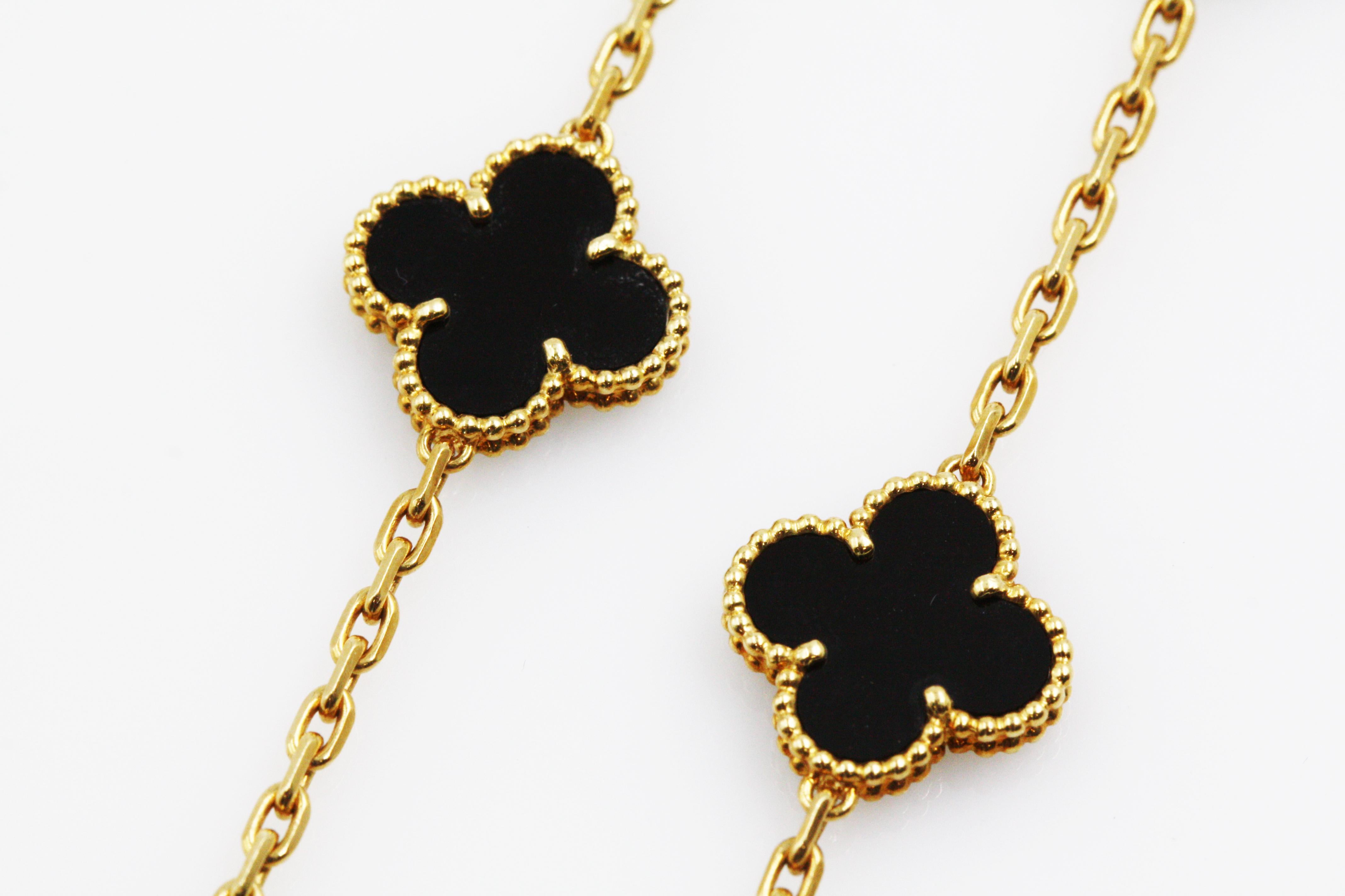 Women's or Men's Van Cleef & Arpels Vintage Alhambra Long Motifs Necklace For Sale