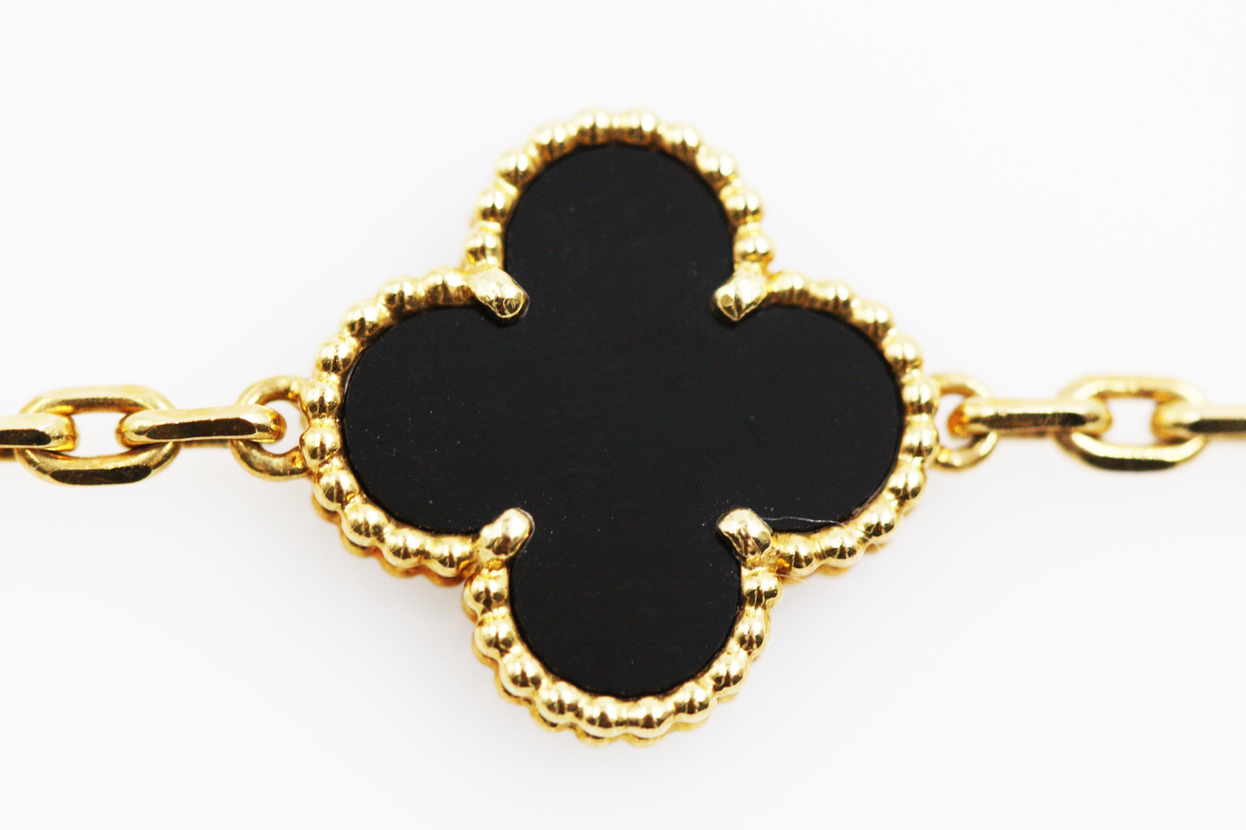 Van Cleef & Arpels Vintage Alhambra Long Motifs Necklace For Sale 1