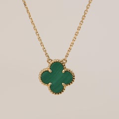Van Cleef & Arpels Vintage Alhambra Malachite 18 Karat Yellow Gold Pendant