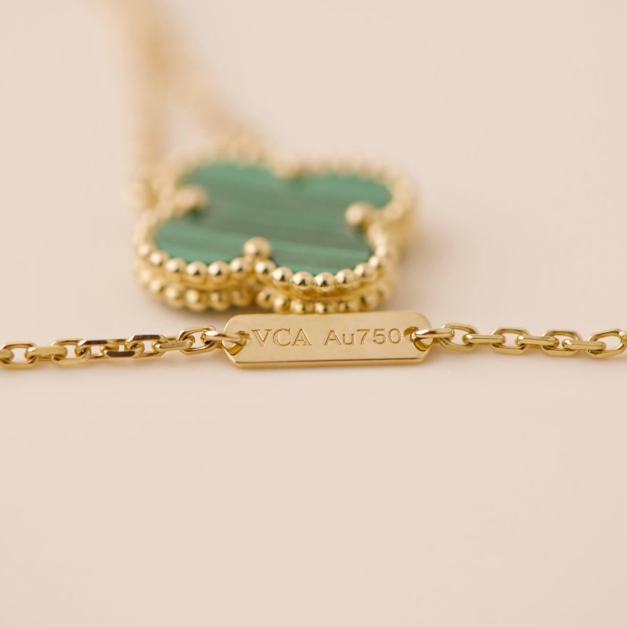 Femenino o masculino Collar Colgante Van Cleef & Arpels Vintage Alhambra Malaquita Oro Amarillo 18K