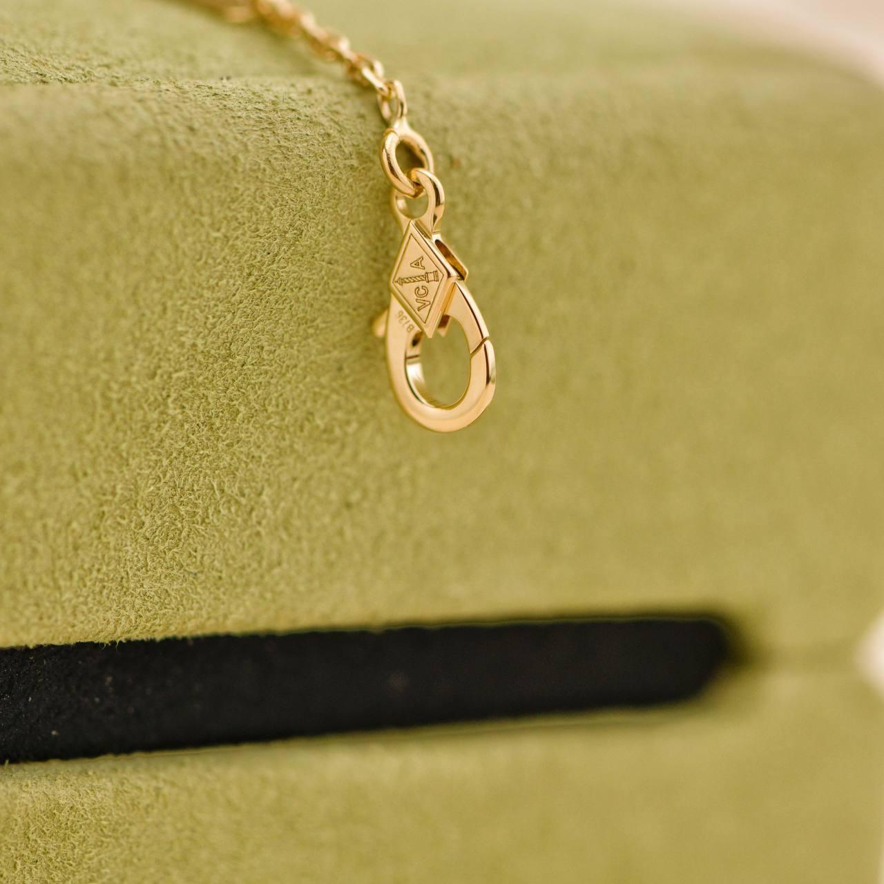 Van Cleef & Arpels Collana Vintage Alhambra Malachite in oro giallo 18 carati in vendita 4