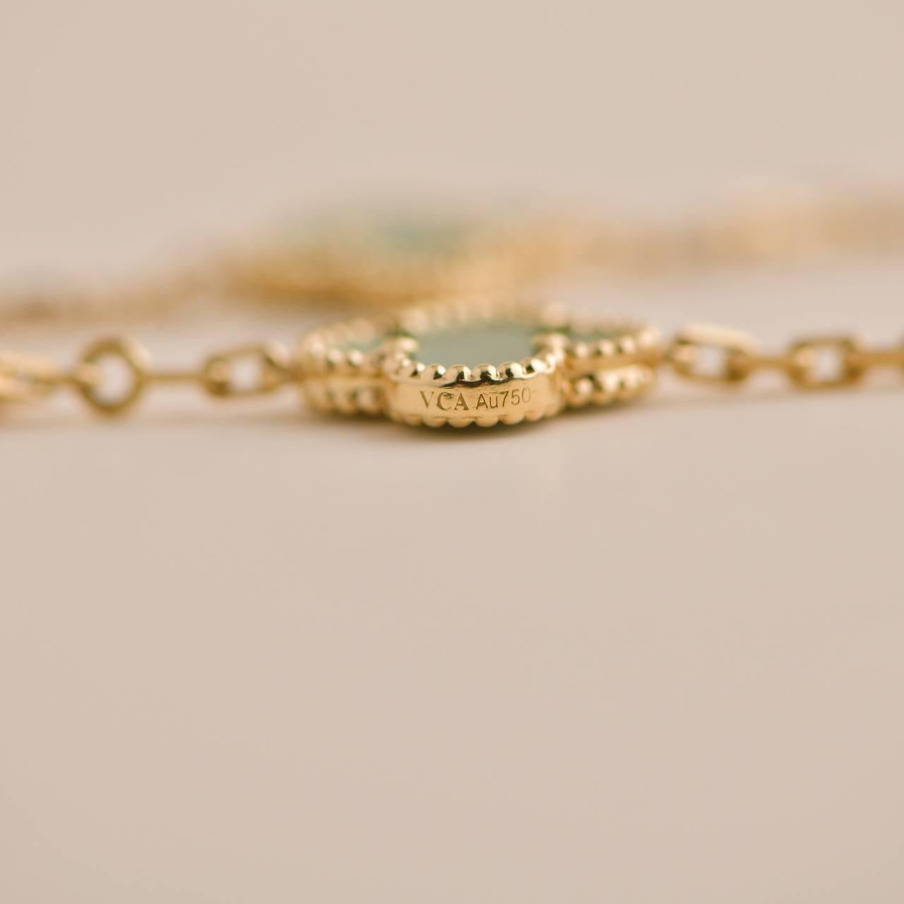 Van Cleef & Arpels Vintage Alhambra Malachite Yellow Gold Bracelet 1