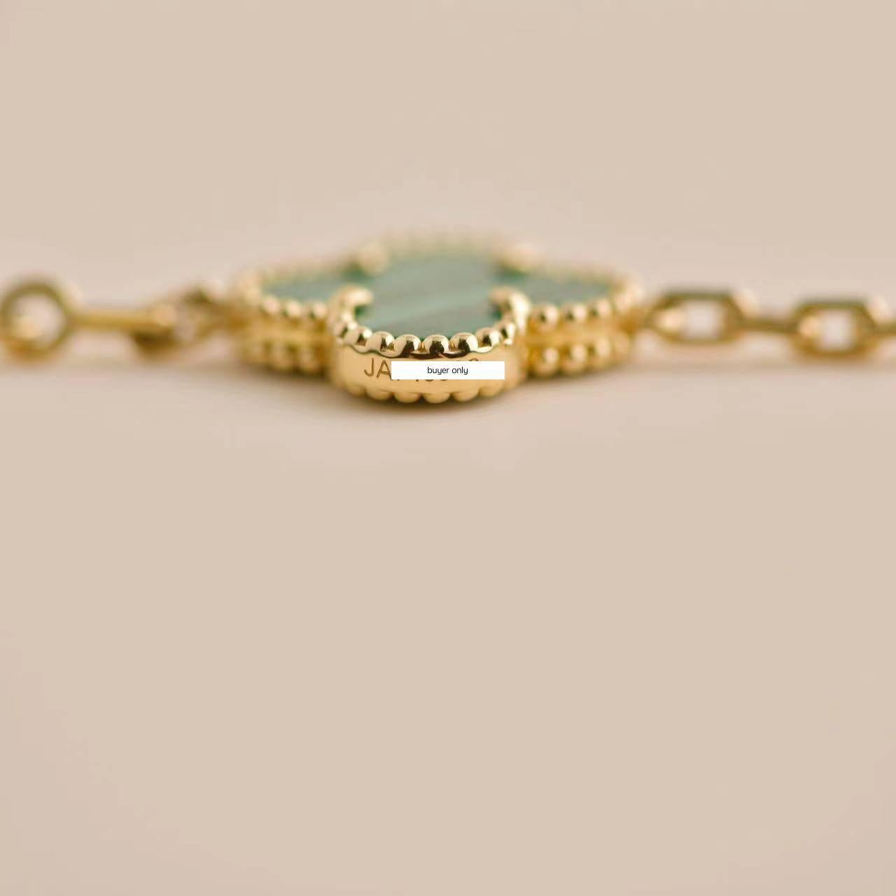 Van Cleef & Arpels Vintage Alhambra Malachite Yellow Gold Bracelet 3