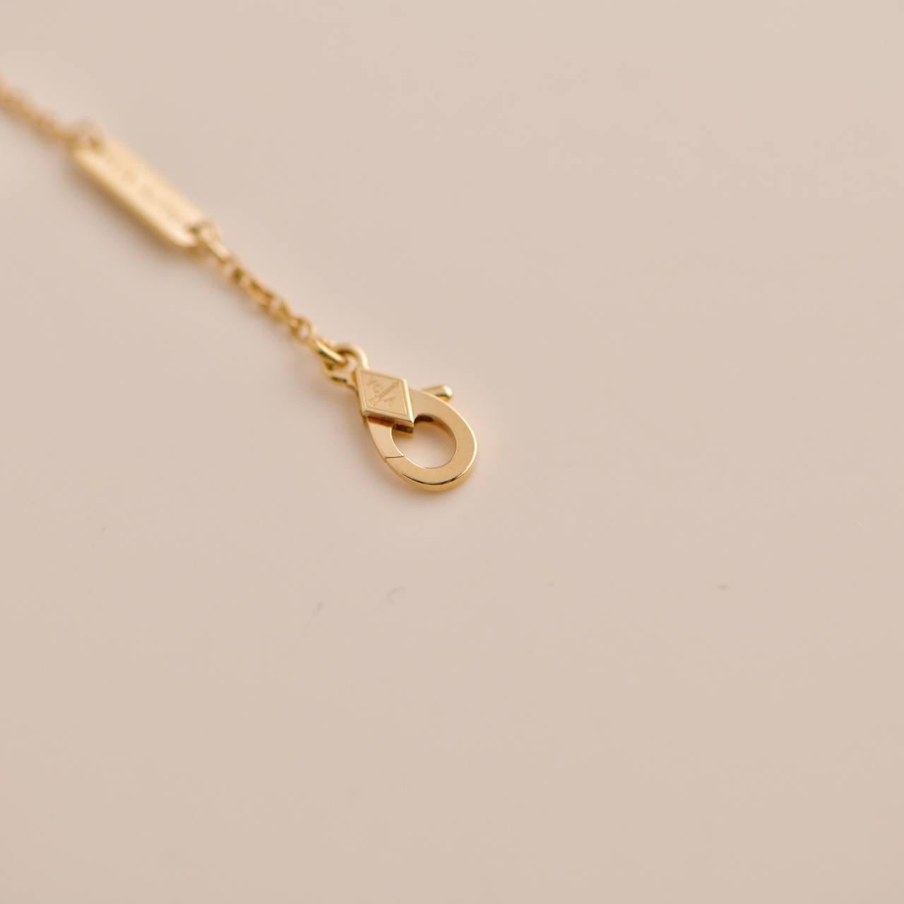 Van Cleef & Arpels Vintage Alhambra Malachite Yellow Gold Pendant Necklace 1