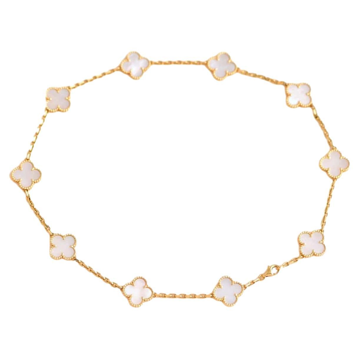 Van Cleef &Arpels Vintage Alhambra Mother of Pearl 10 Motif Yellow Gold Necklace For Sale