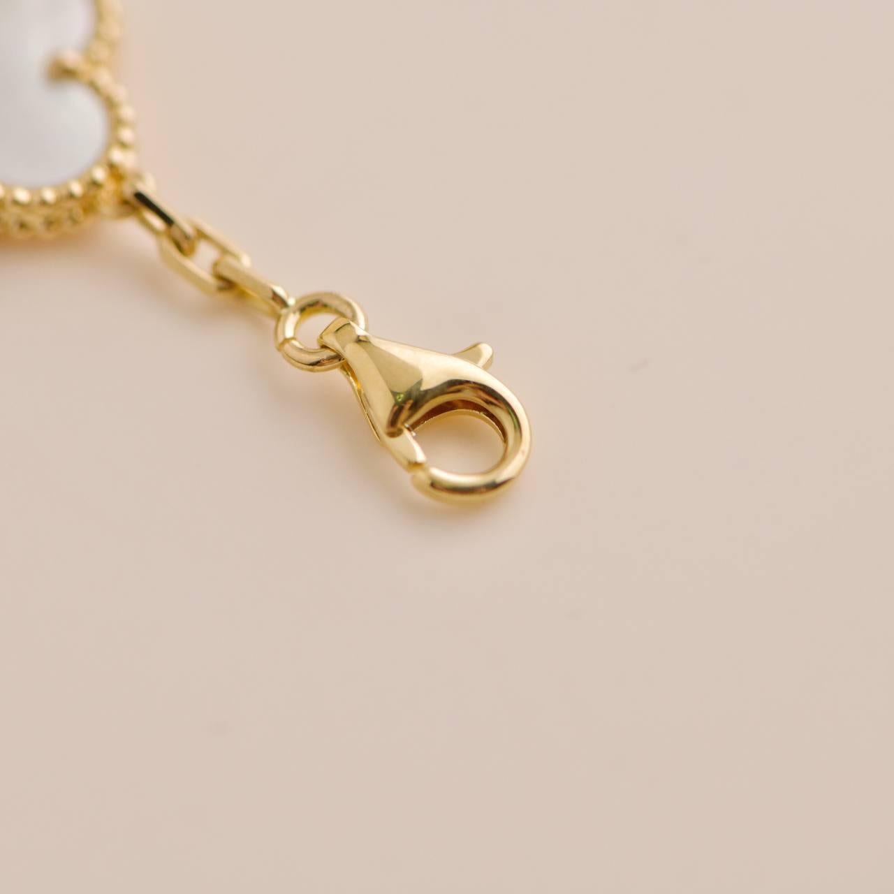 Women's or Men's Van Cleef & Arpels Vintage Alhambra Mother of Pearl 18K Yellow Gold Bracelet