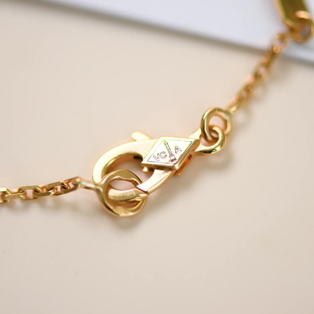 Van Cleef & Arpels Vintage Alhambra Mother of Pearl 18K Yellow Gold Necklace 2