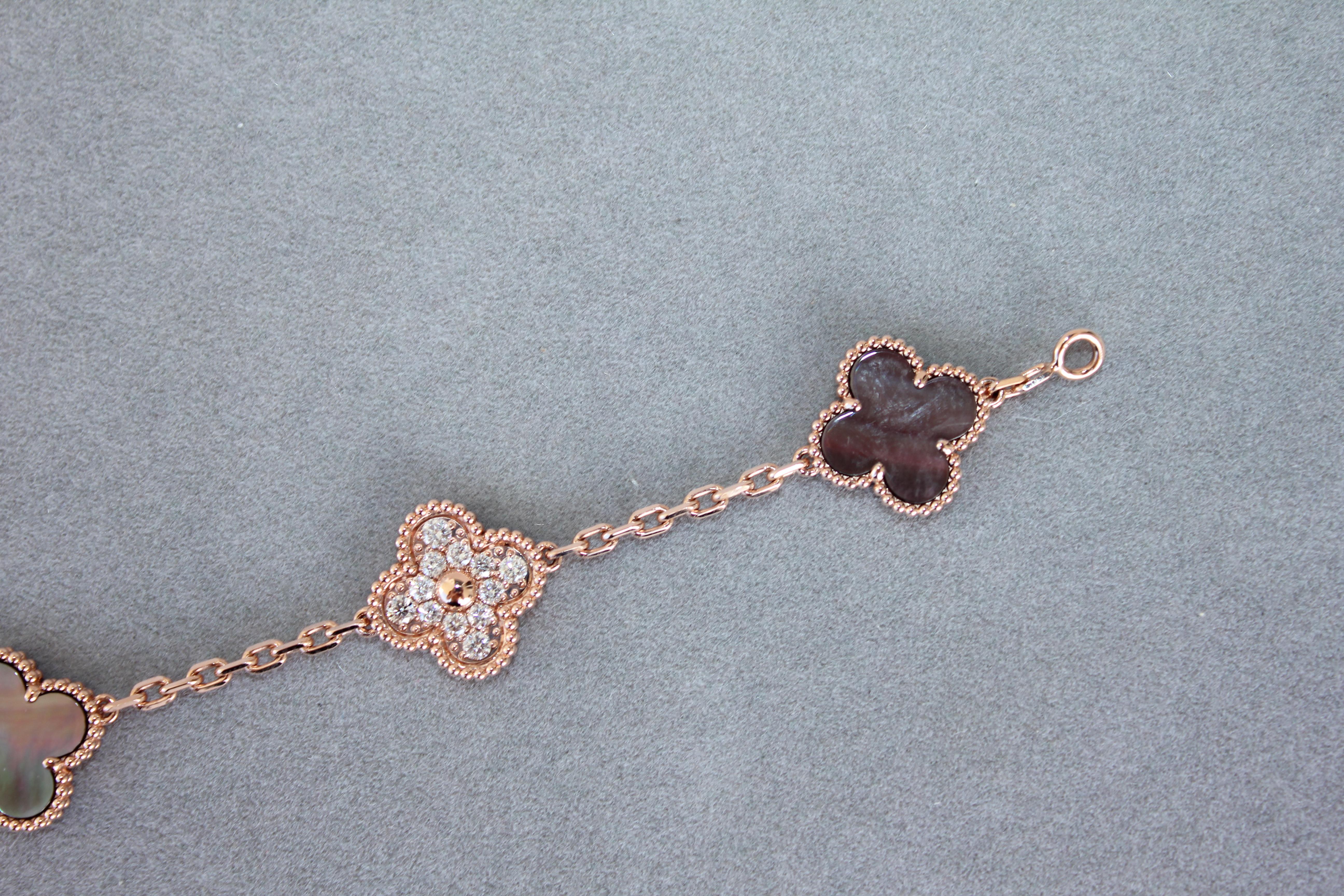 Women's or Men's Van Cleef & Arpels Vintage Alhambra Mother of Pearl Diamonds Rose Gold Bracelet