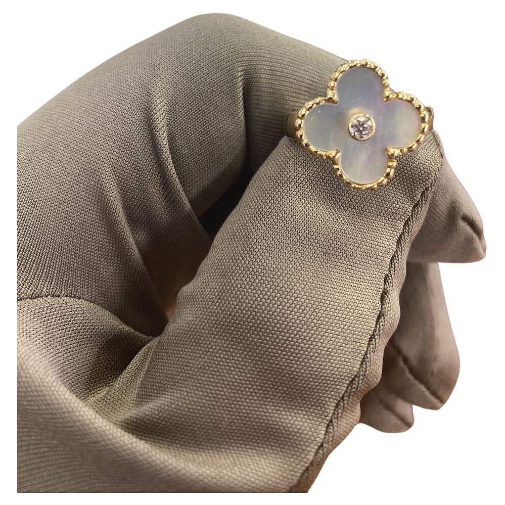 Van Cleef & Arpels Vintage Alhambra Mother of Pearl Gold Diamond Ring Size 4
