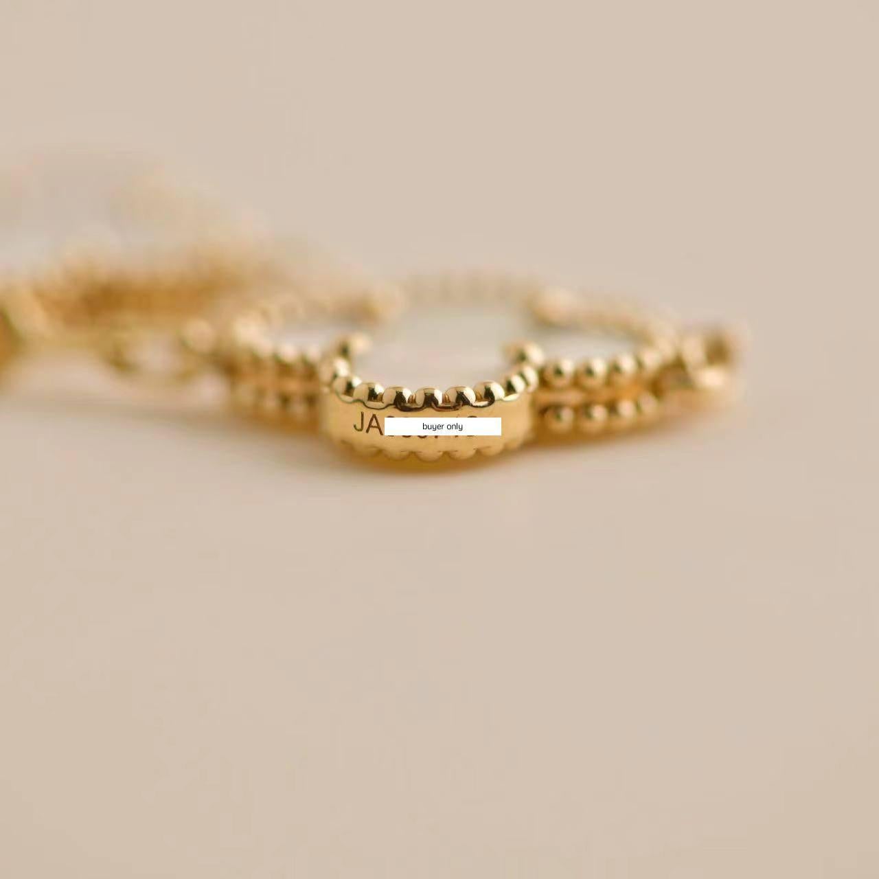 van cleef arpels vintage alhambra bracelet 18k yellow gold mother of pearl with full packaging