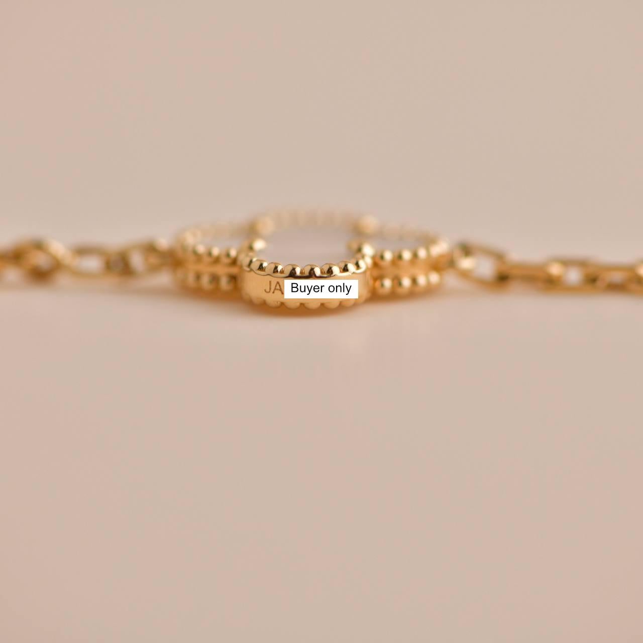 Van Cleef & Arpels Bracelet vintage Alhambra en or jaune et nacre 1