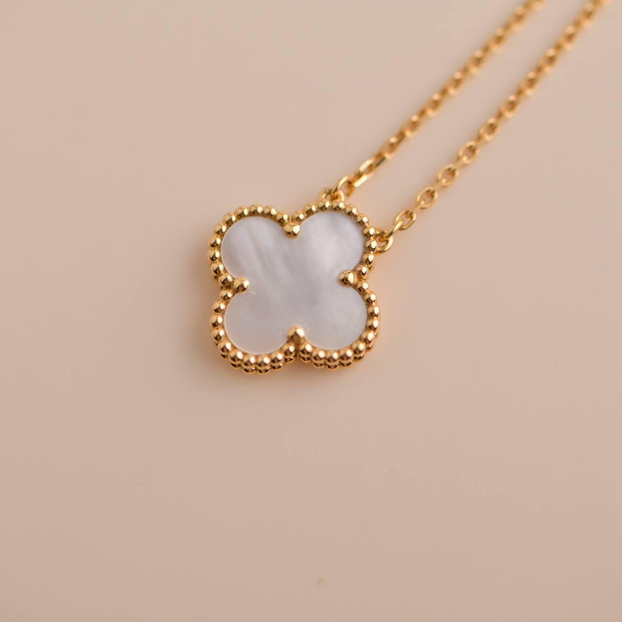 collier style van cleef alhambra