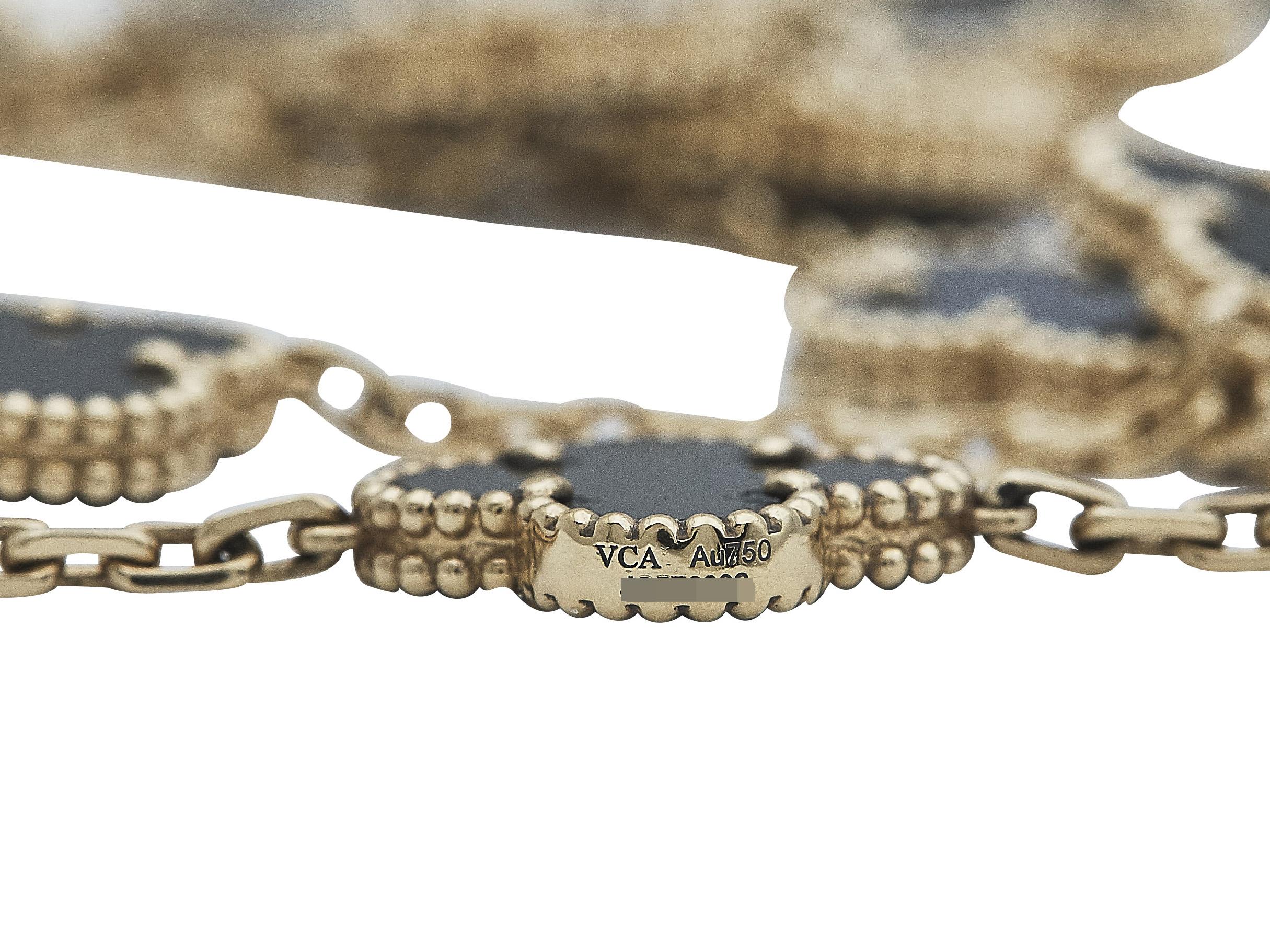 Van Cleef & Arpels Collier Alhambra Vintage Or Jaune 18K Onyx 20 Motifs en vente 1