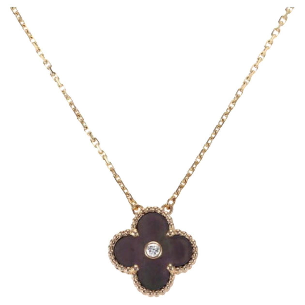 Van Cleef & Arpels Vintage Alhambra Necklace/Pendant in 18K Pink Gold For Sale