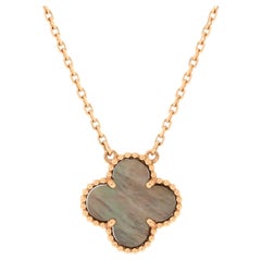 Van Cleef & Arpels Vintage Alhambra-Halskette mit Anhänger aus 18 Karat Roségold