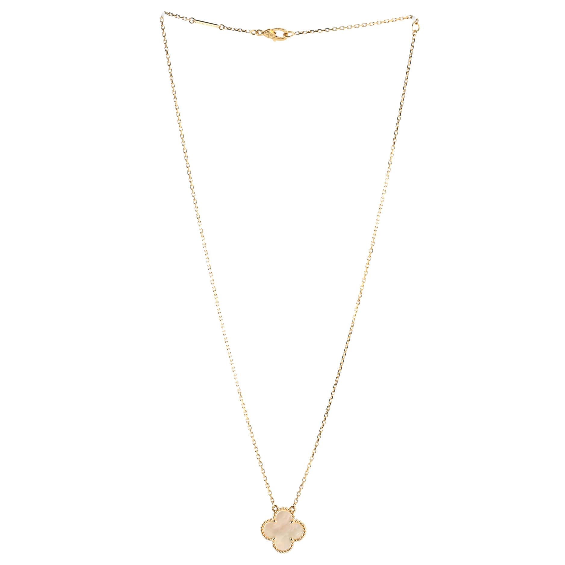 Women's Van Cleef & Arpels Vintage Alhambra Pendant Necklace 18k Yellow Gold