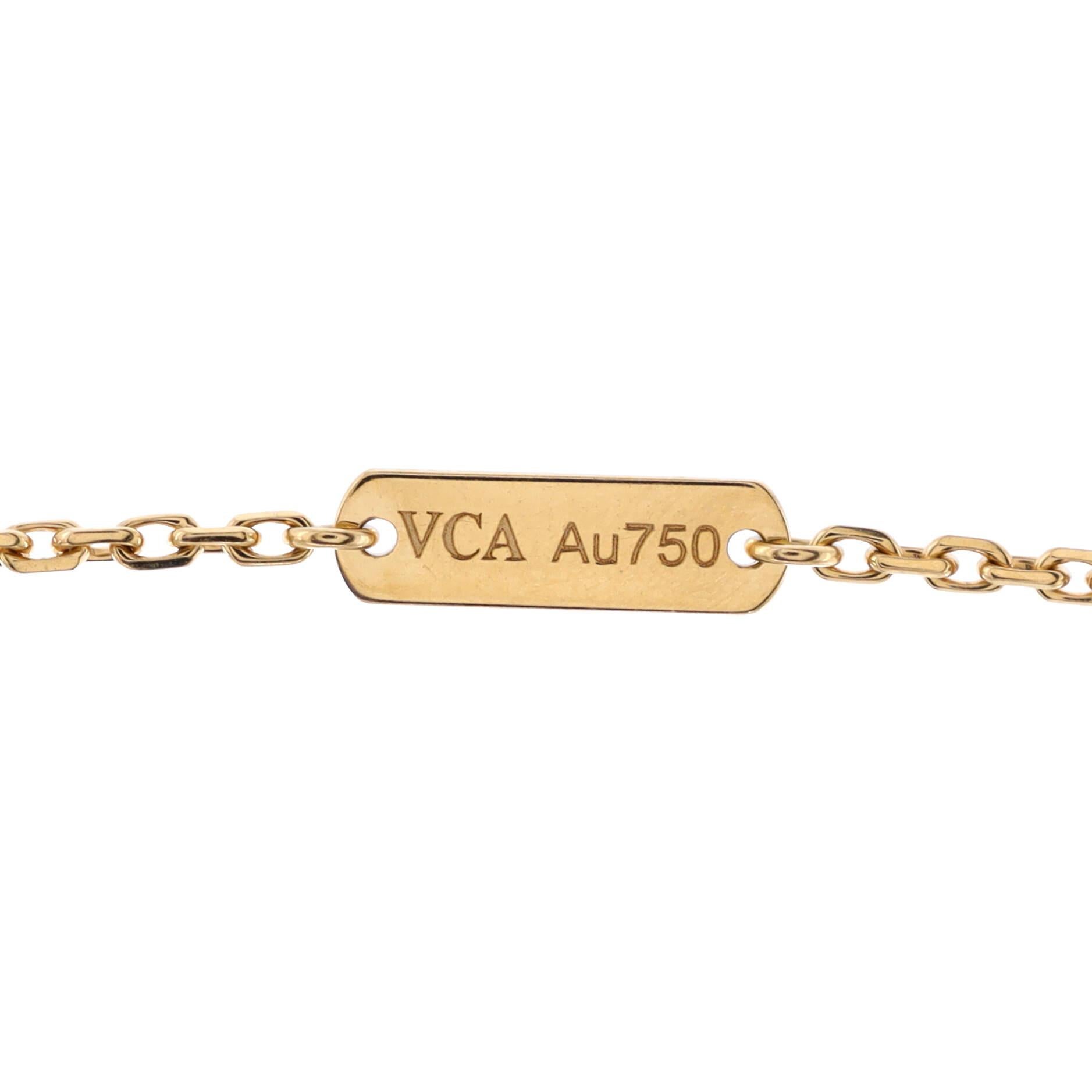 Van Cleef & Arpels Vintage Alhambra-Halskette mit Anhänger aus 18 Karat Gelbgold für Damen oder Herren