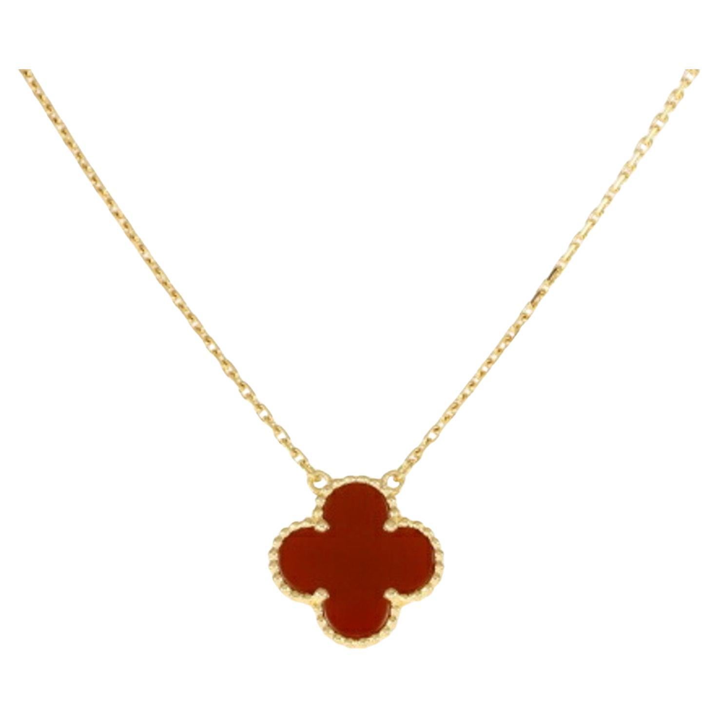 Van Cleef & Arpels Vintage Alhambra Pendant Necklace in 18K Yellow Gold For Sale