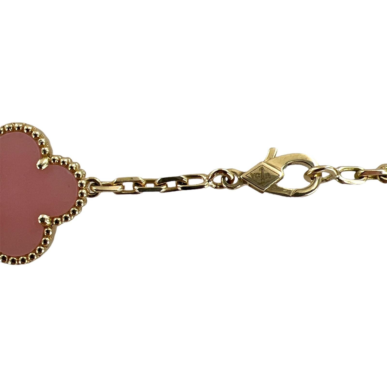 Van Cleef & Arpels Vintage Alhambra Pink Opal 20 Motif 18K Yellow Gold Necklace In Excellent Condition In Boca Raton, FL