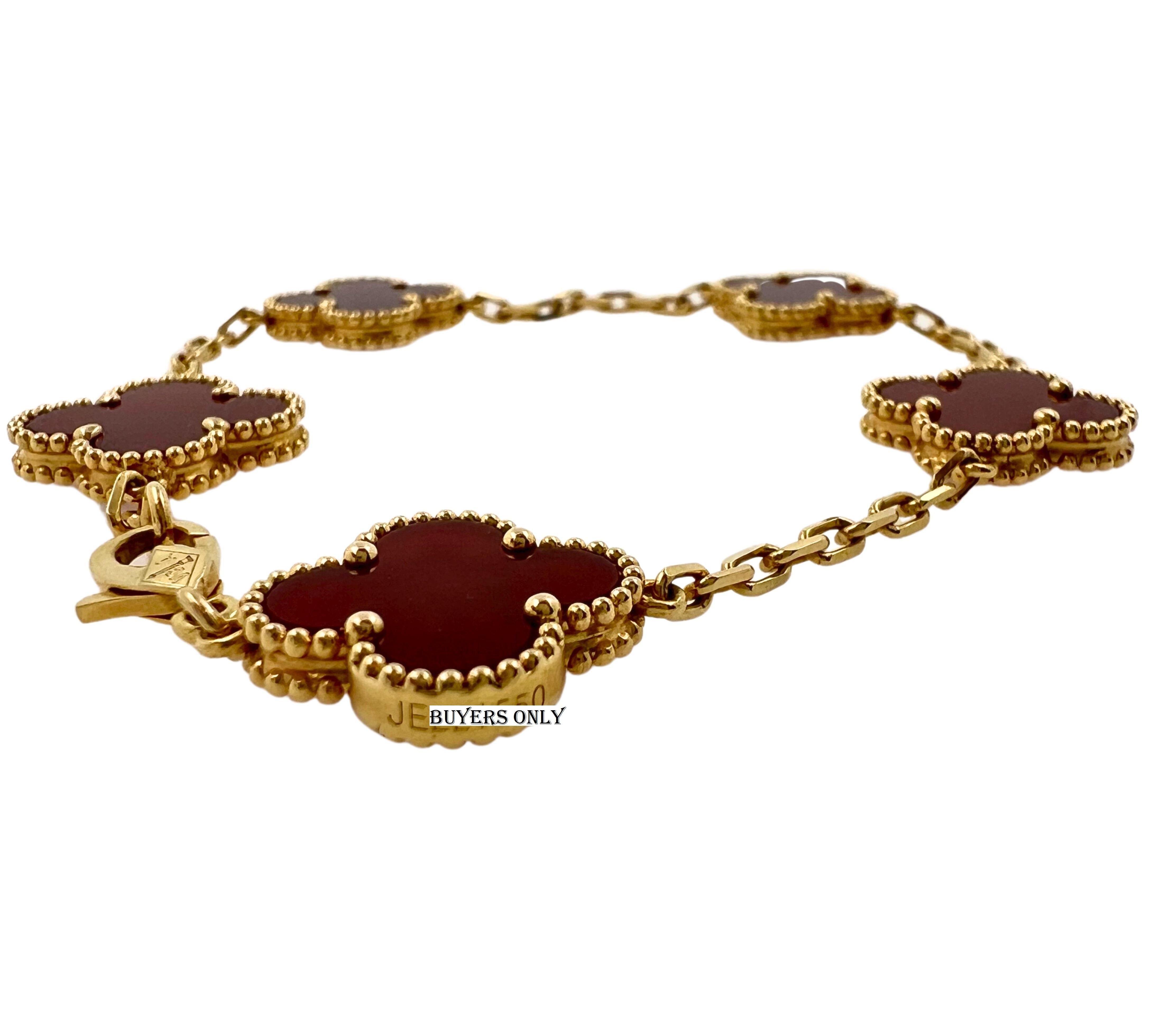 Van Cleef & Arpels Vintage Alhambra Red Carnelian 5 Motifs Yellow Gold Bracelet In Good Condition In Oakton, VA