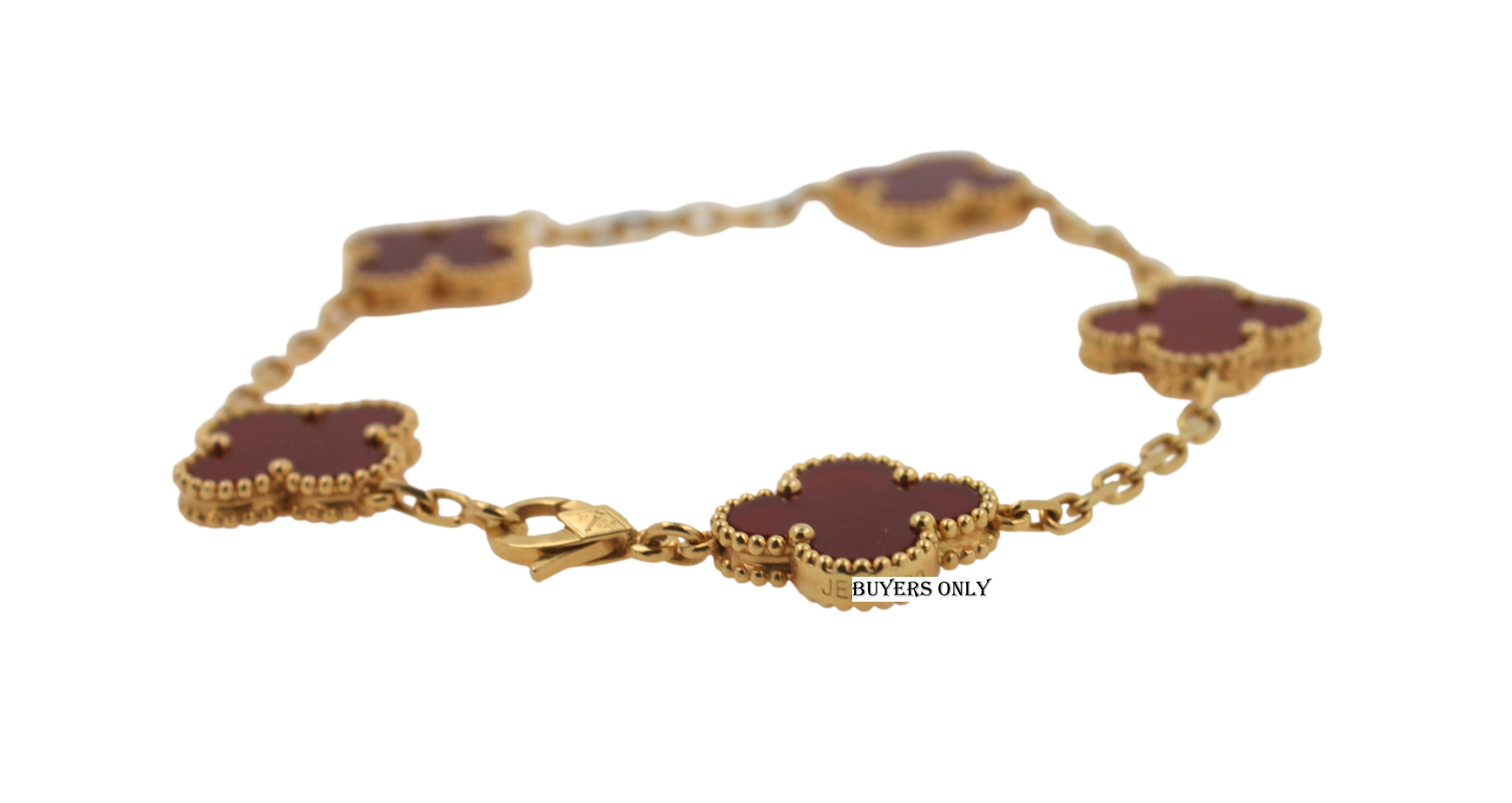Women's or Men's Van Cleef & Arpels Vintage Alhambra Red Carnelian 5 Motifs Yellow Gold Bracelet