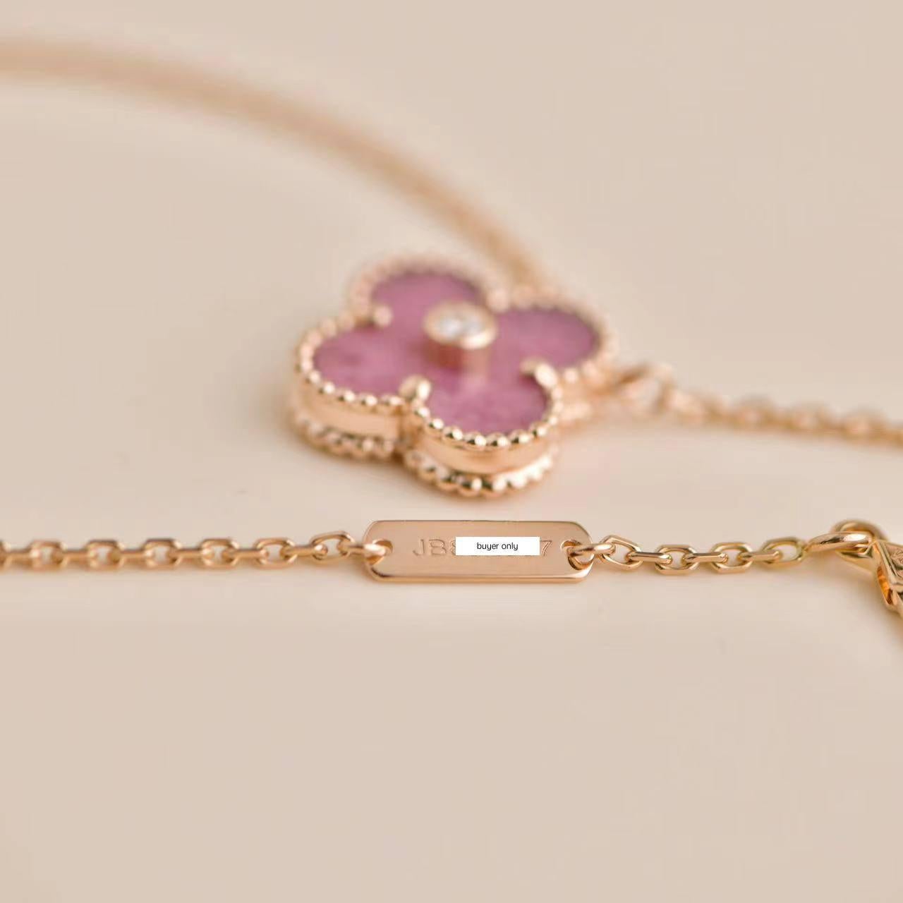 Women's or Men's Van Cleef & Arpels Vintage Alhambra Rhodonite Diamond 2021 Holiday Pendant