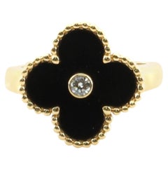 Van Cleef & Arpels Vintage Alhambra Ring 18 Karat Gold and Onyx with Diamond