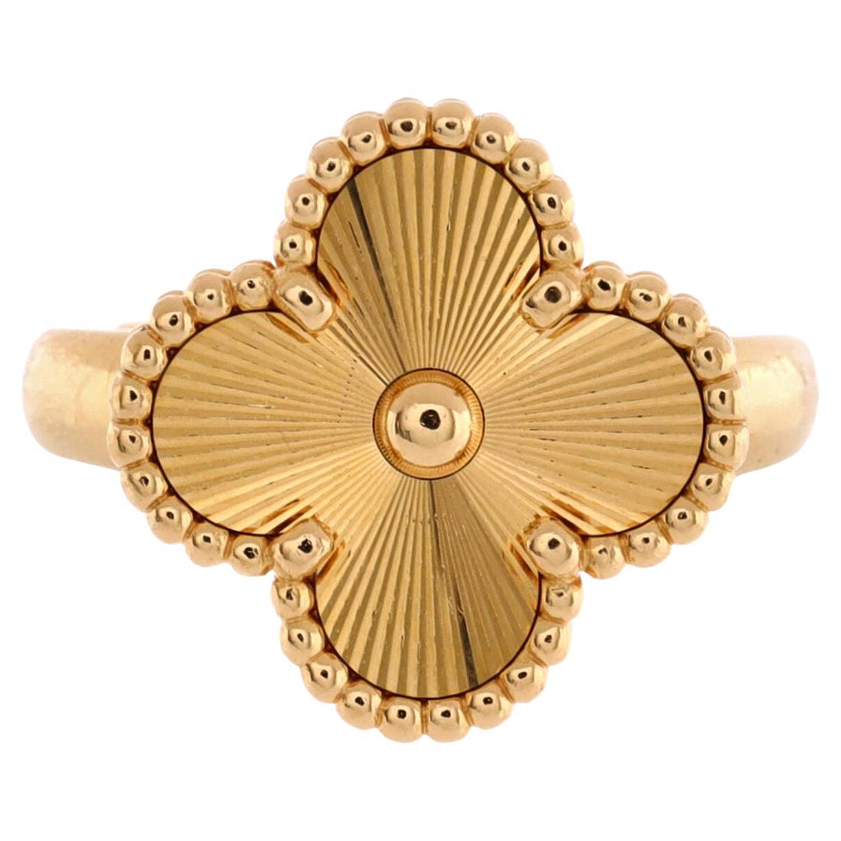 Van Cleef & Arpels Vintage Alhambra Ring Guilloche 18k Yellow Gold