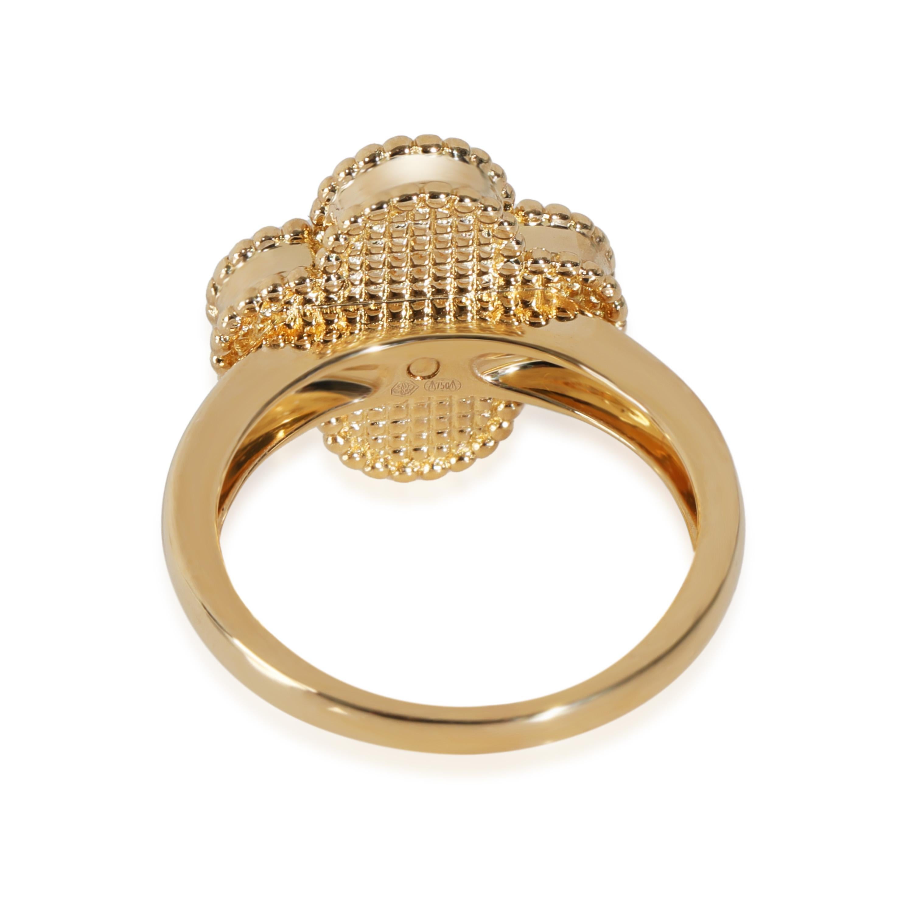 Van Cleef & Arpels Vintage Alhambra Ring mit Karneol in 18K Gelbgold, .05

PRIMÄRE DETAILS
SKU: 144425
Auflistung Titel: Van Cleef & Arpels Vintage Alhambra Ring mit Karneol in 18K Gelbgold, .05
Beschreibung des Zustands: Die 1968 lancierte