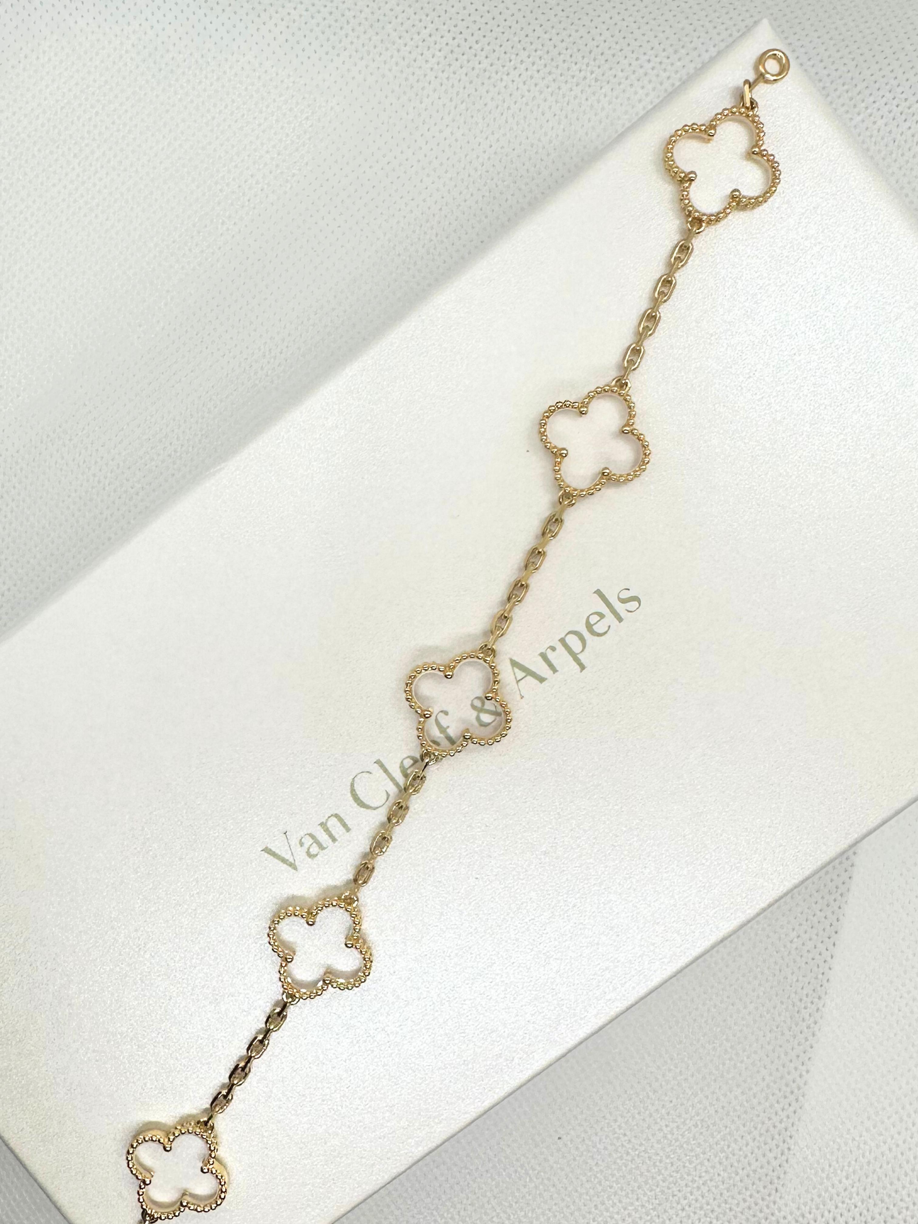 Van Cleef & Arpels Vintage Alhambra Rock Crystal Quartz 18K Yellow Gold Bracelet For Sale 2