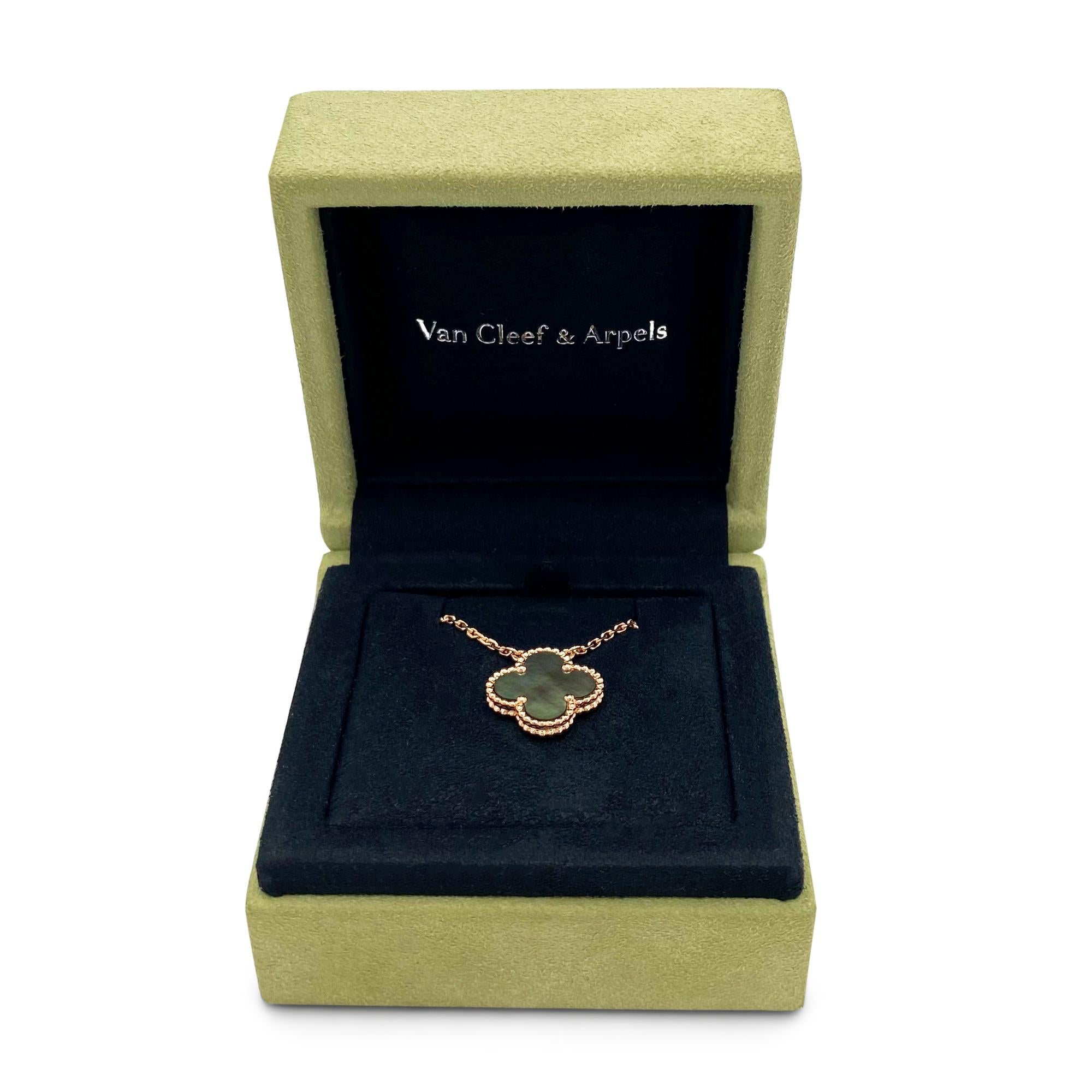 Van Cleef & Arpels Vintage Alhambra Rose Gold Mother of Pearl Pendant In Excellent Condition In New York, NY