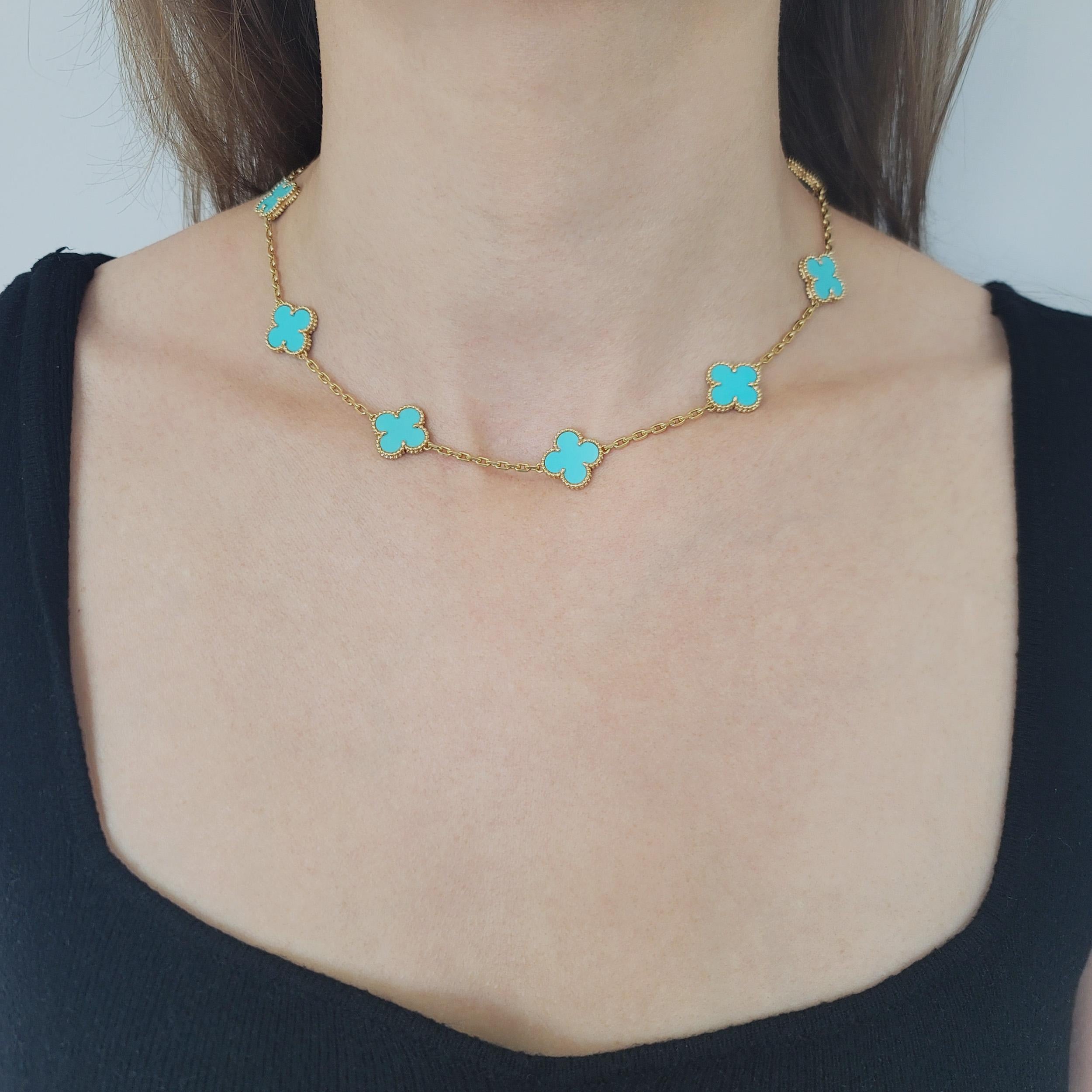 Non taillé Van Cleef & Arpels   Collier Vintage Alhambra Turquoise 10 Motifs en vente