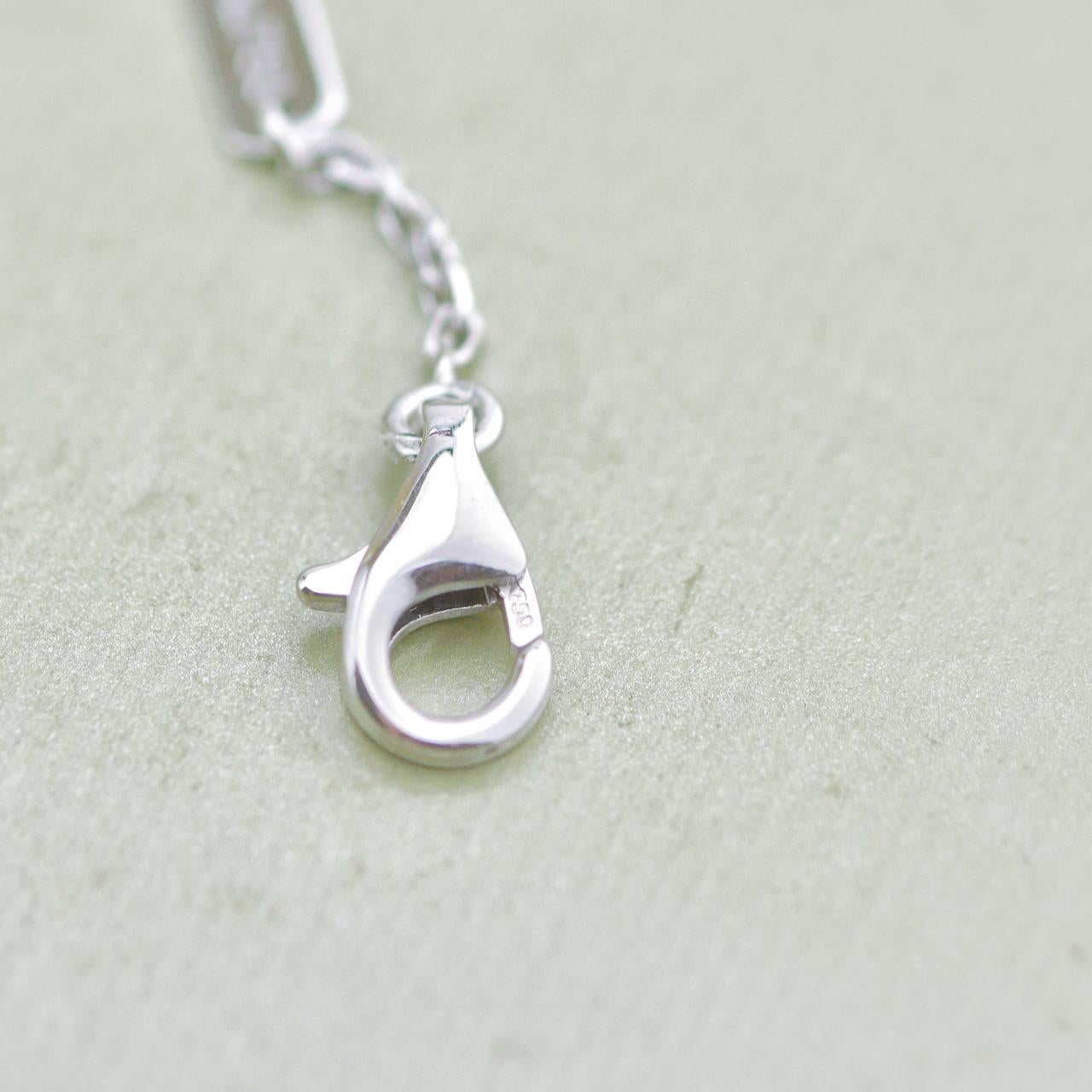 Van Cleef & Arpels Vintage Alhambra Halskette mit Anhänger aus 18 Karat Weißgold mit Türkis-Anhänger im Angebot 3