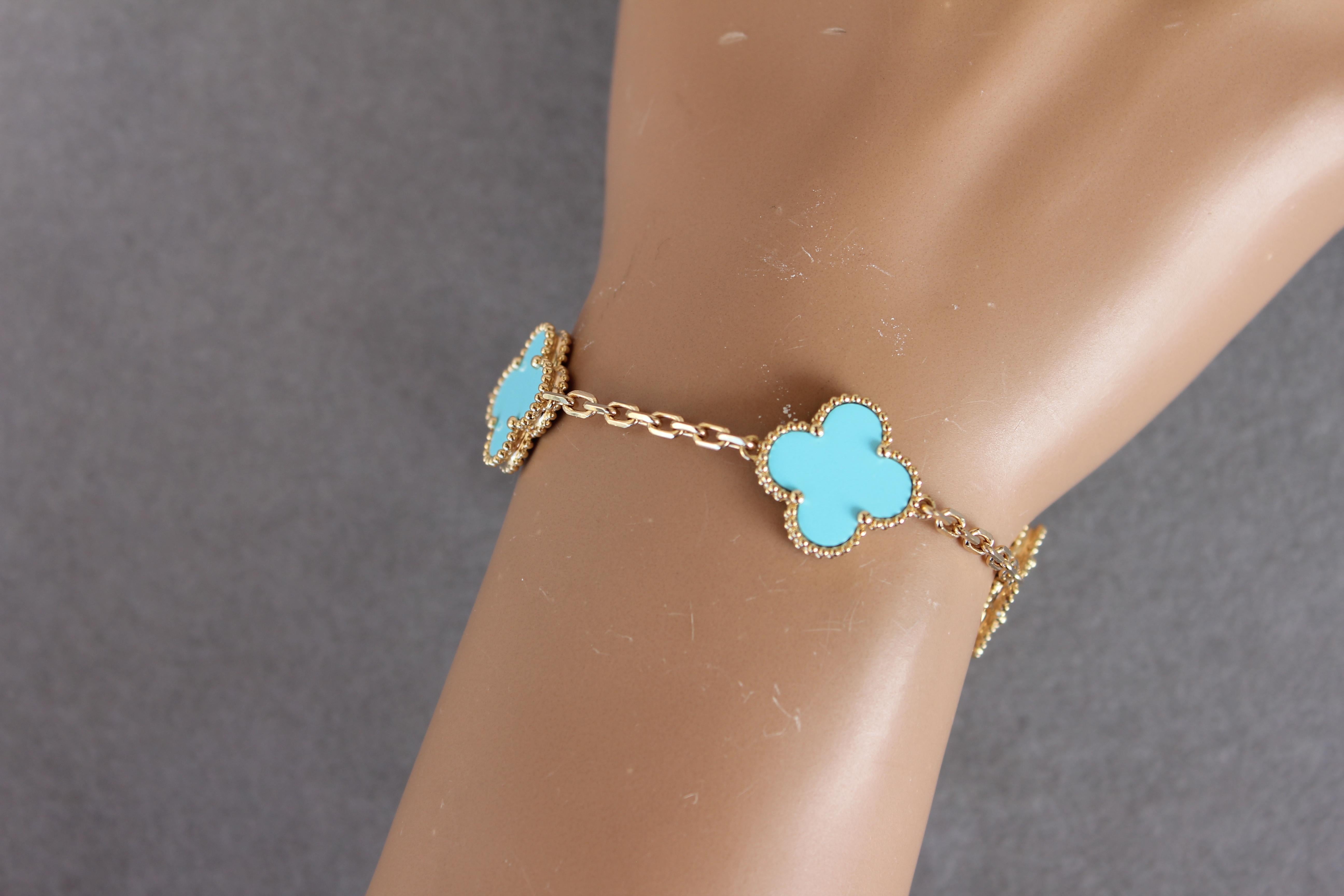 Van Cleef & Arpels Vintage Alhambra Turquoise 18K Yellow Gold Rare Bracelet 9