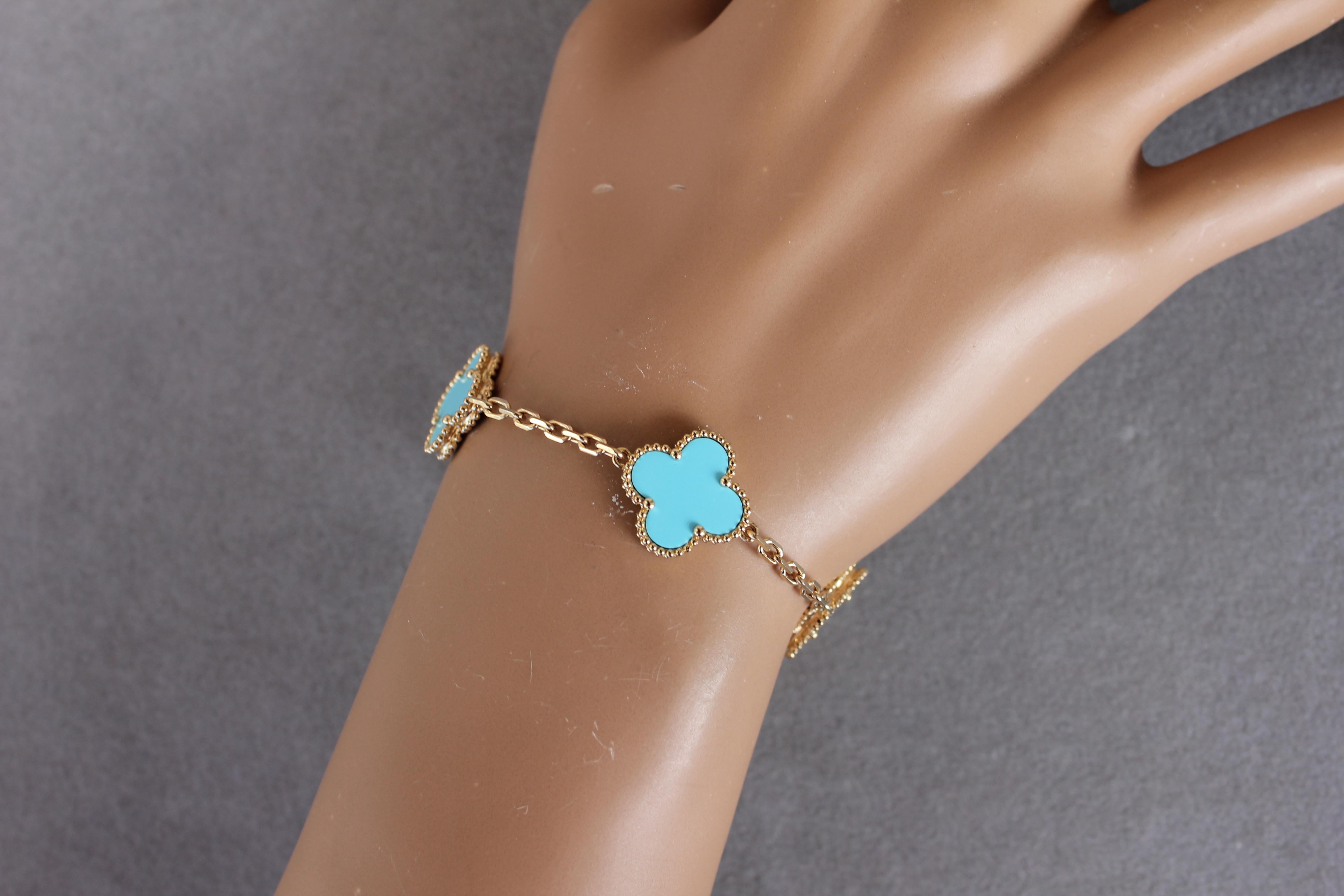 Van Cleef & Arpels Vintage Alhambra Turquoise 18K Yellow Gold Rare Bracelet 10