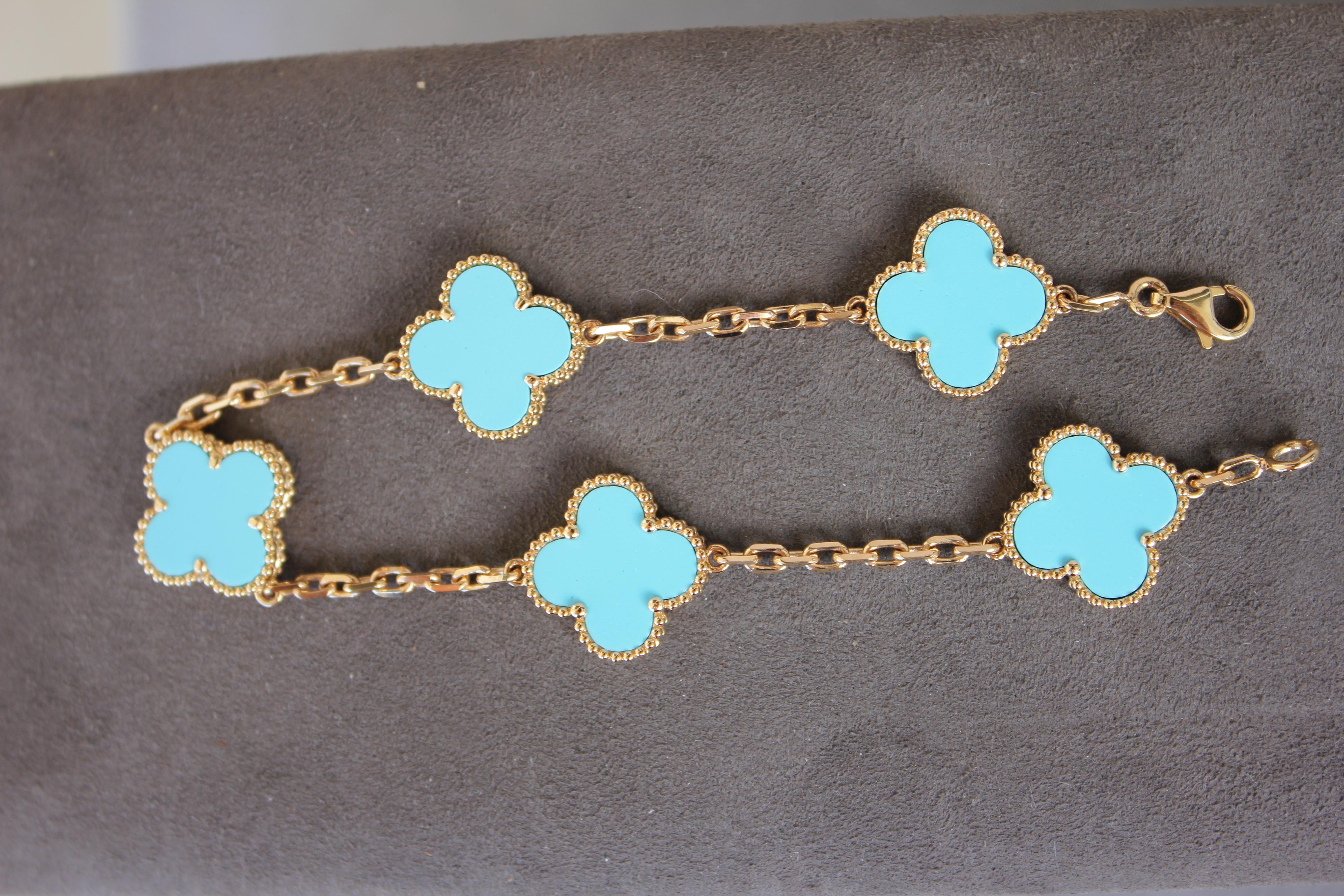 Cabochon Van Cleef & Arpels Vintage Alhambra Turquoise 18K Yellow Gold Rare Bracelet