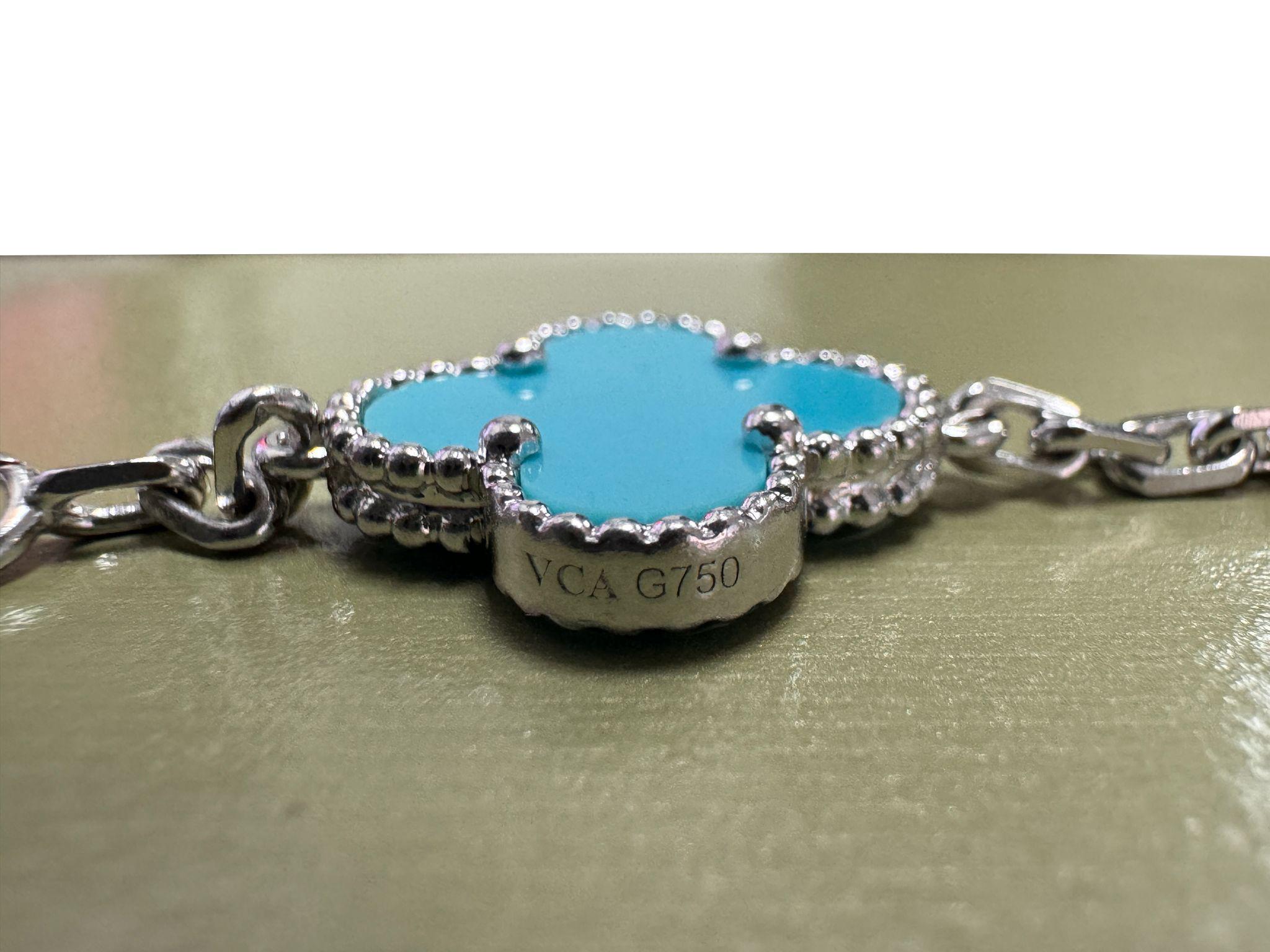 Van Cleef & Arpels Vintage Alhambra Türkis 5 Motiv Armband 18K Weißgold im Angebot 2