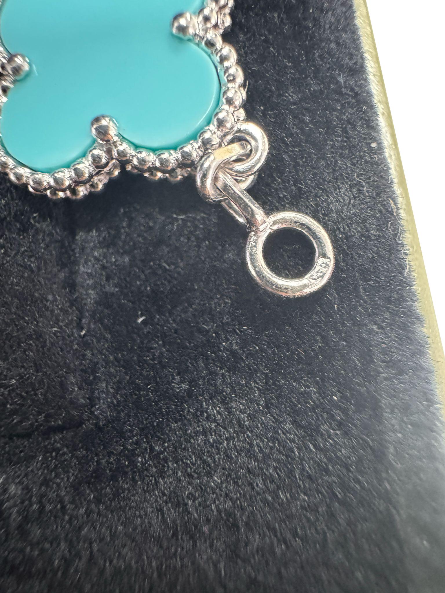 Van Cleef & Arpels Vintage Alhambra Türkis 5 Motiv Armband 18K Weißgold im Angebot 3