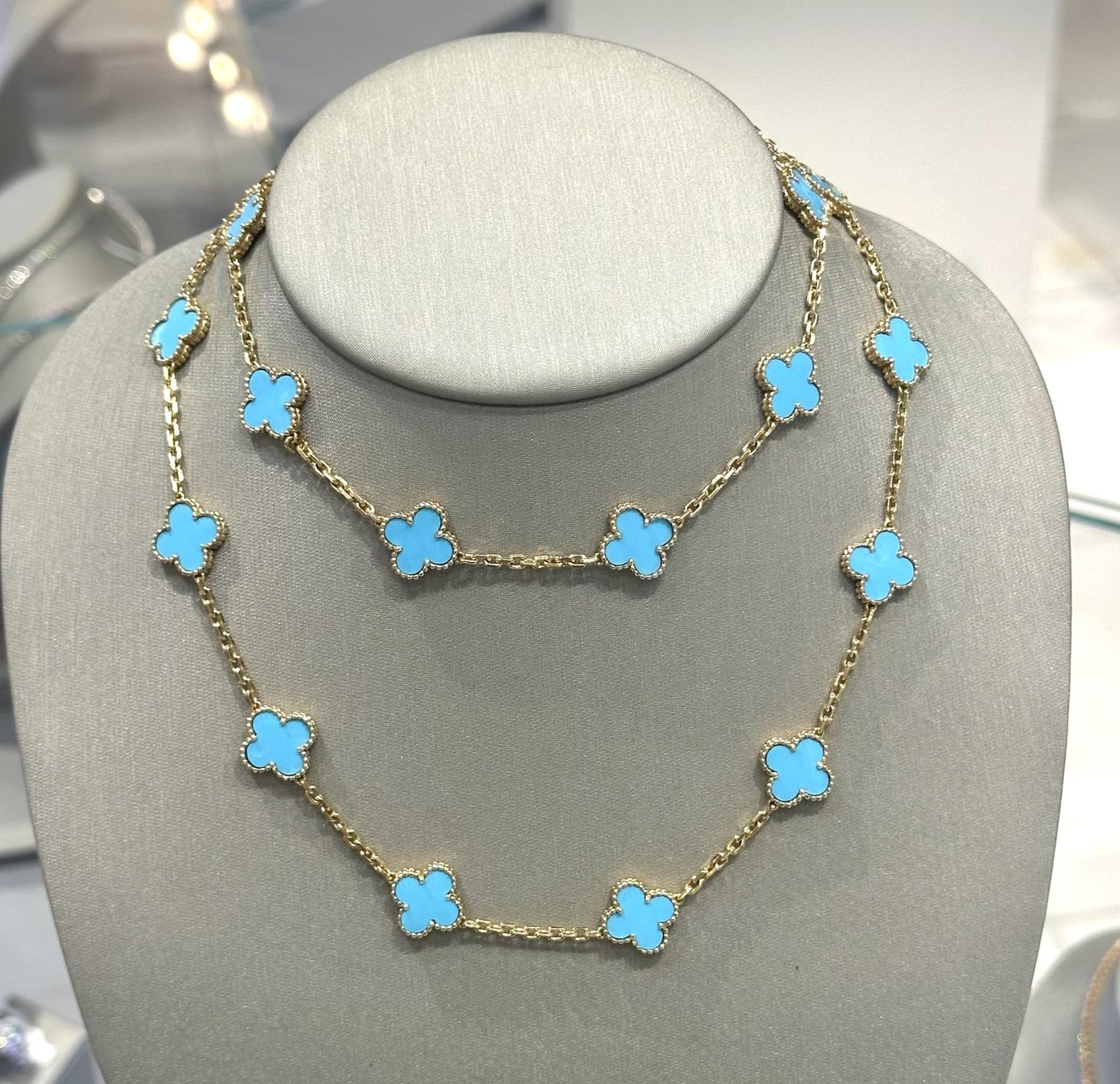 Van Cleef & Arpels Vintage Alhambra Turquoise Necklace & Bracelet Set In Good Condition In Miami, FL