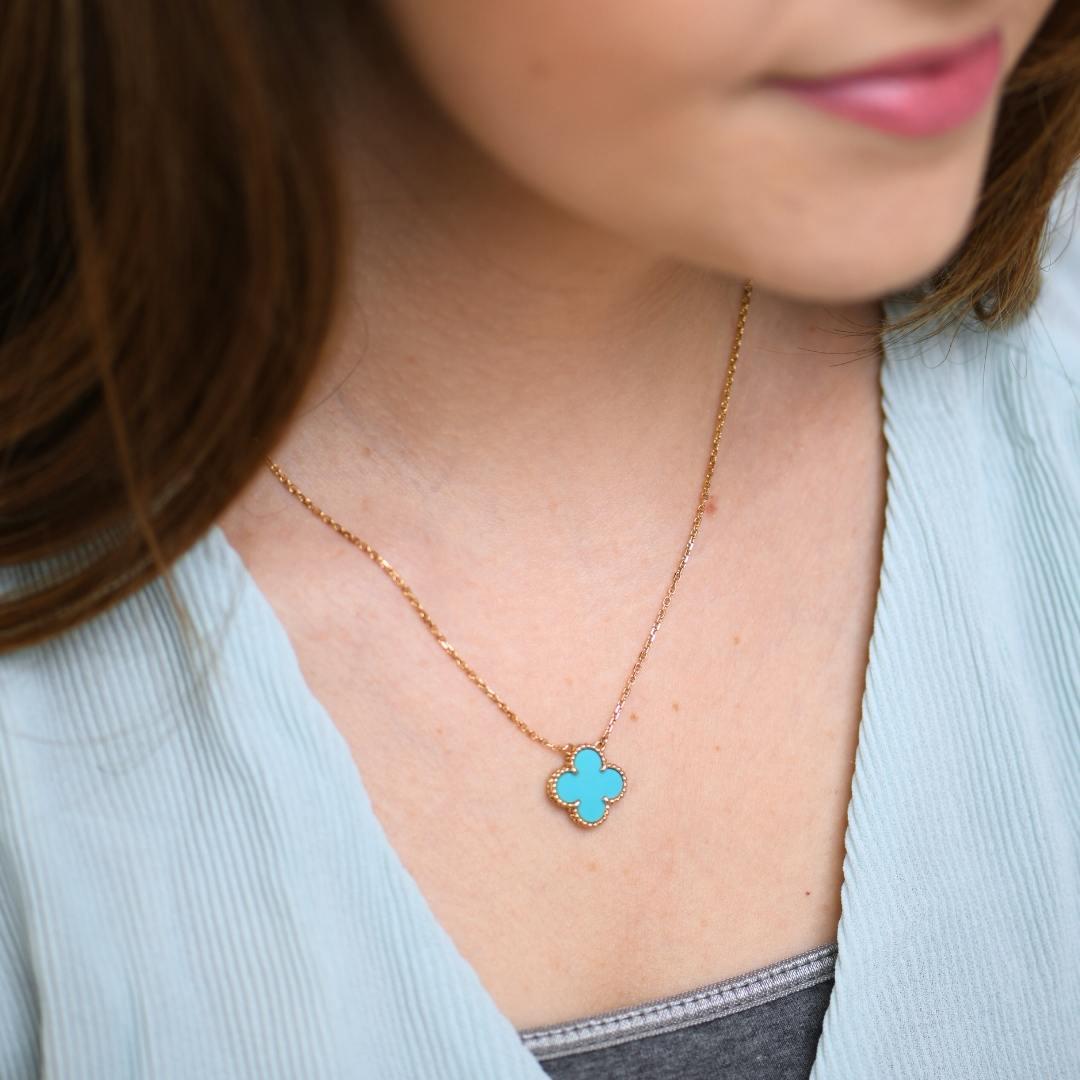 Uncut Van Cleef & Arpels Vintage Alhambra Turquoise Yellow 18K Gold Pendant Necklace