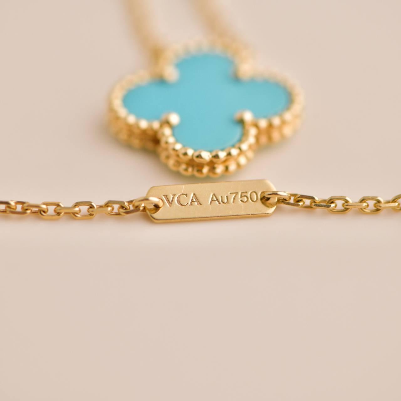 SKU	CT-2560
Comes With	Pouch Only
RRP	£ 10,200 Inc taxes / $ 10,800 Excl taxes / 11,600 € Inc taxes
Model	ARA45700
Serial Number	JB******
Metal	18k Yellow Gold
Stones	Turquoise
Weight	approx 5 g
Length	approx 42 cm
Condition	Excellent
Other