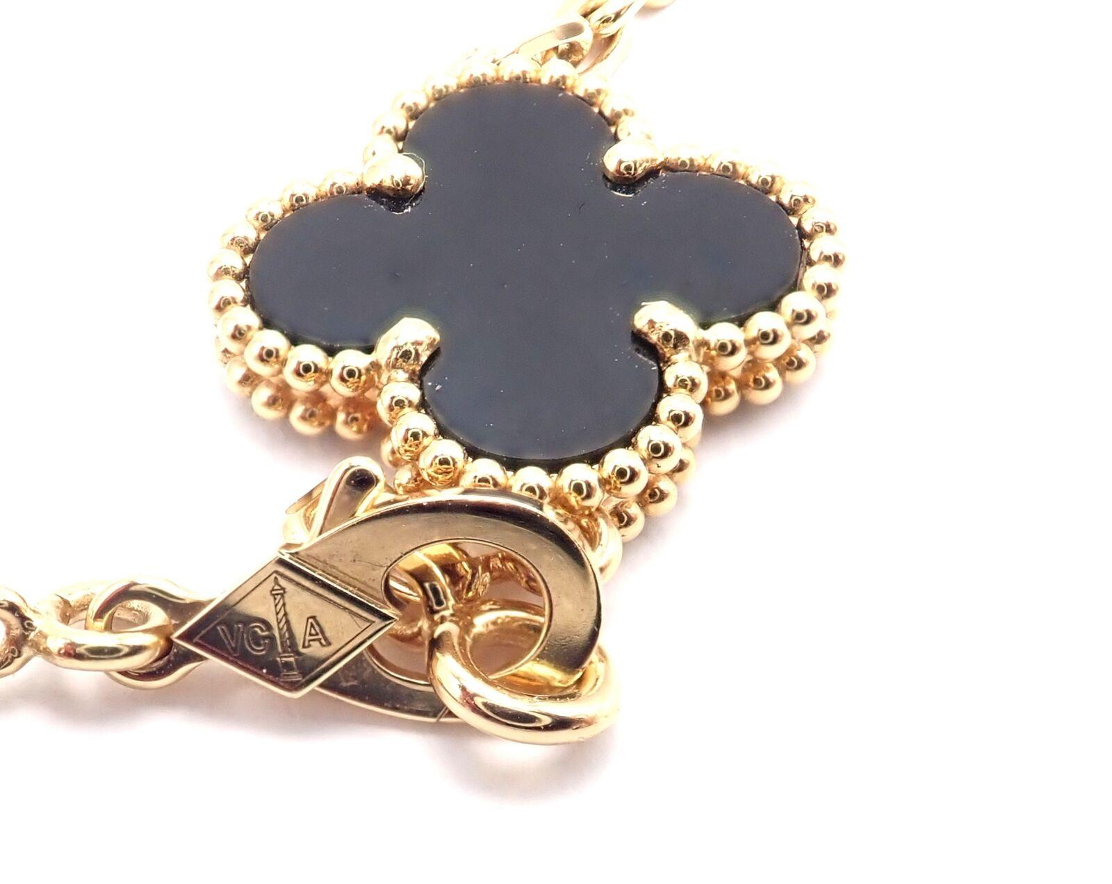 Women's or Men's Van Cleef & Arpels Vintage Alhambra Twenty Motif Black Onyx Gold Necklace