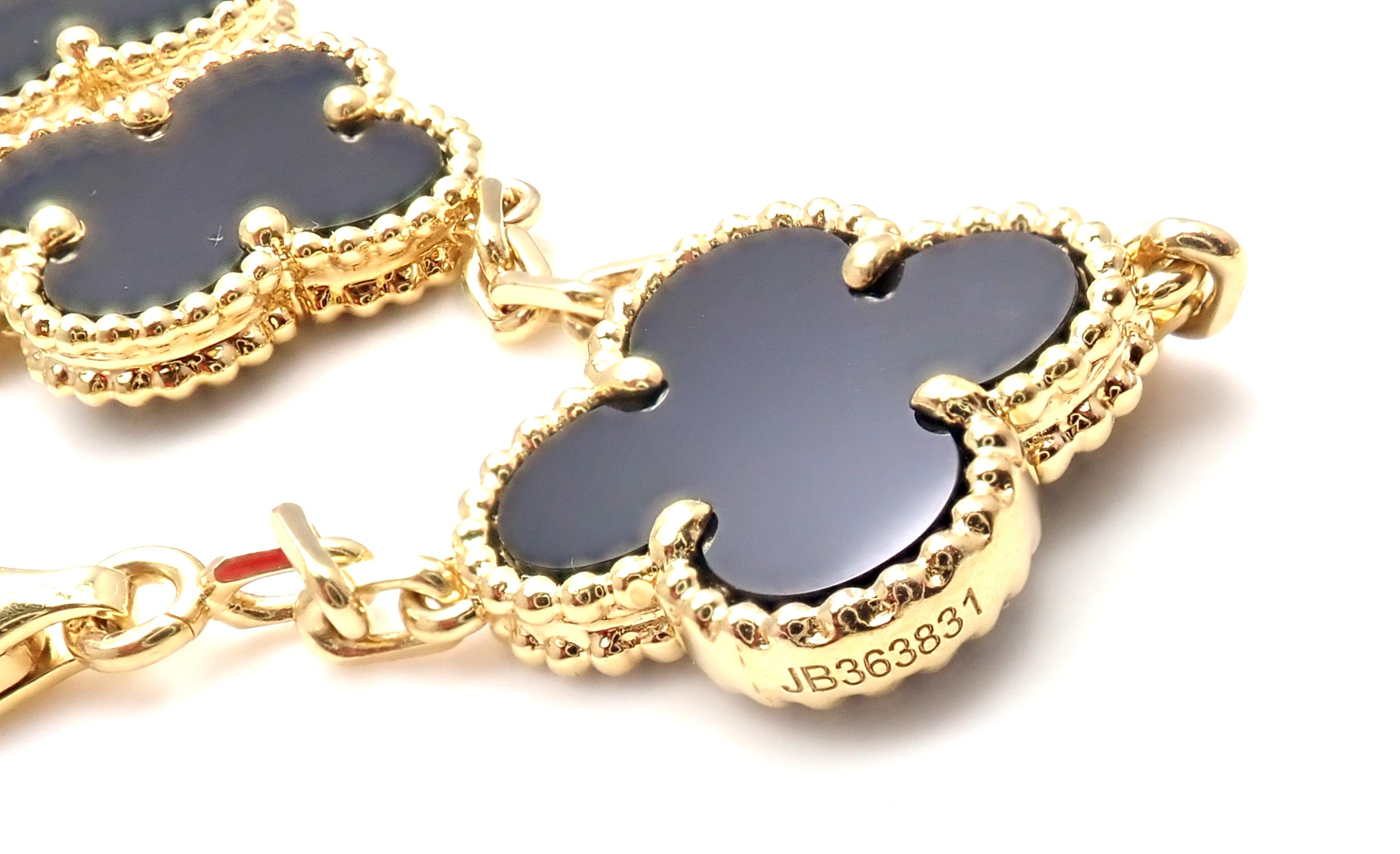 Women's or Men's Van Cleef & Arpels Vintage Alhambra Twenty Motif Black Onyx Gold Necklace