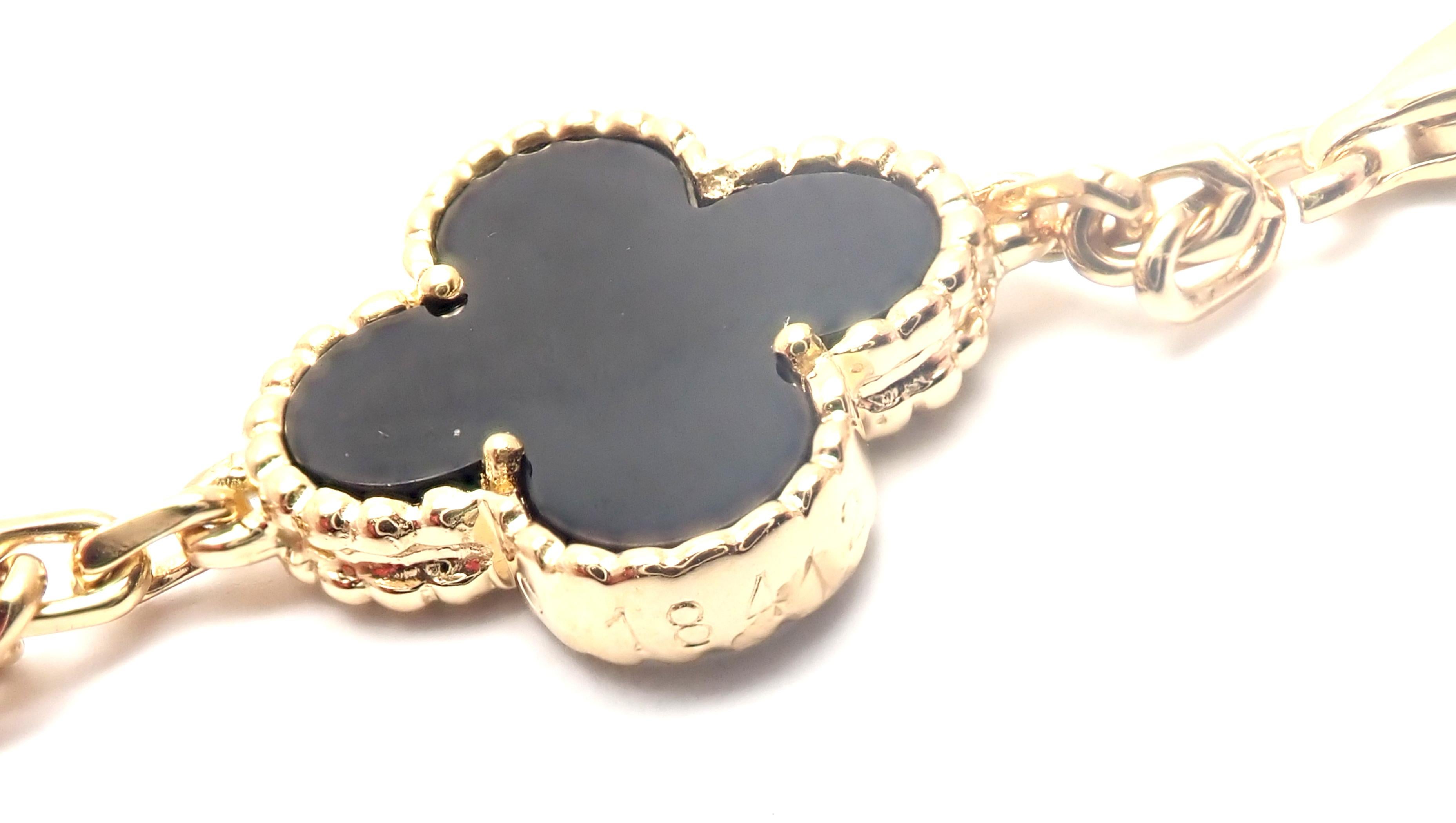 Van Cleef & Arpels Vintage Alhambra Twenty Motif Black Onyx Gold Necklace In Excellent Condition In Holland, PA